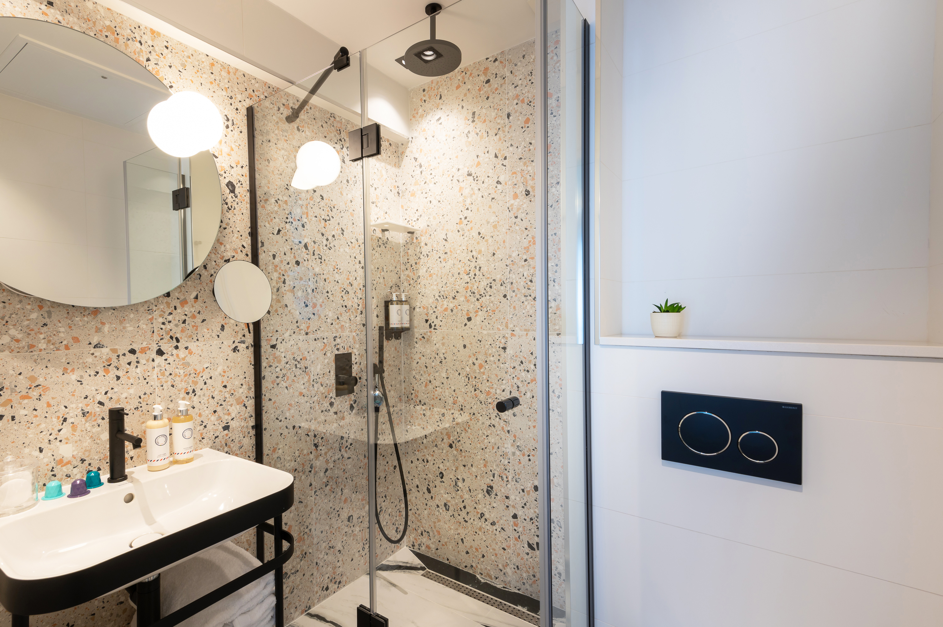 Double or Twin Superior