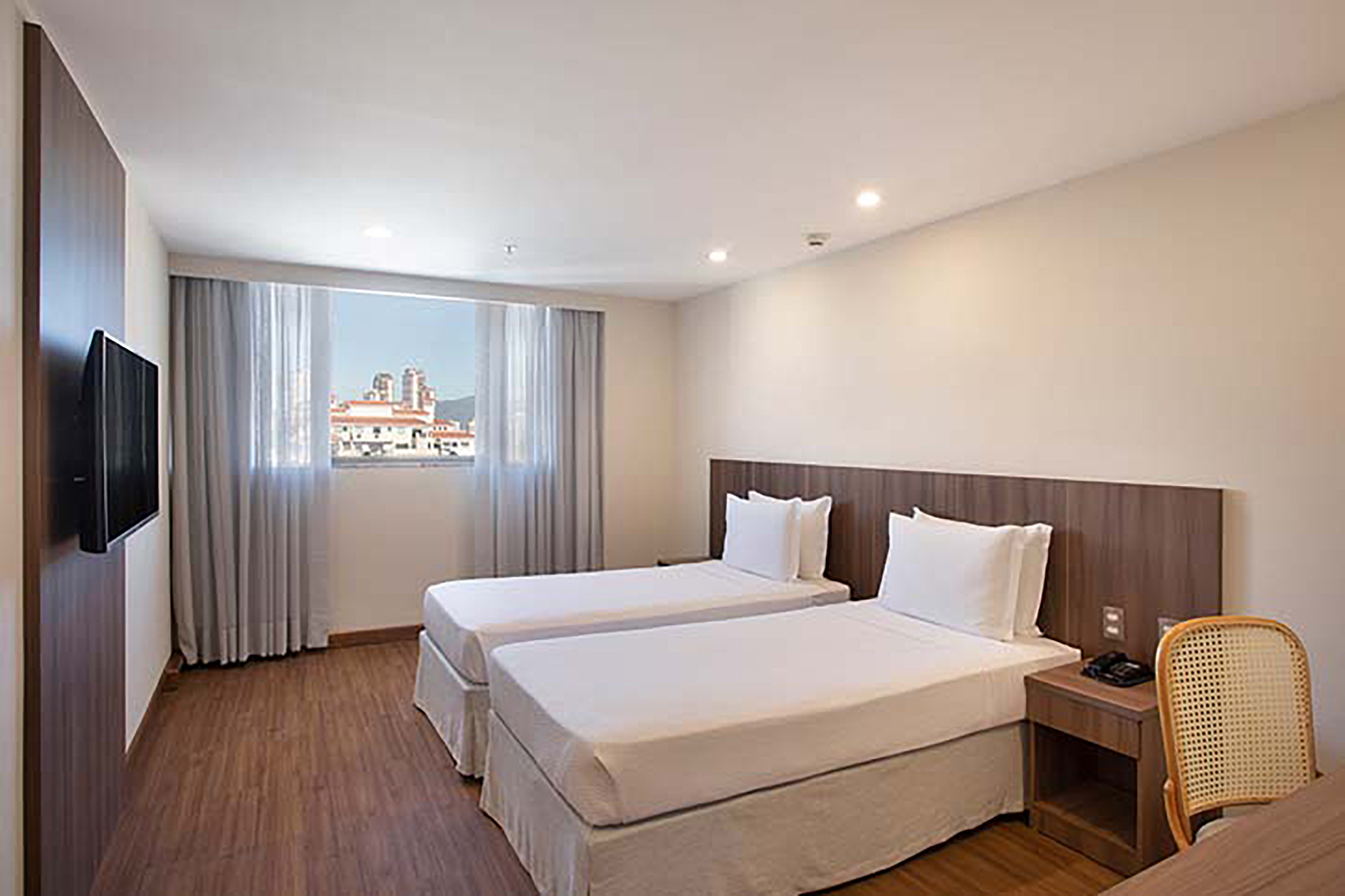 Single Executive Superior