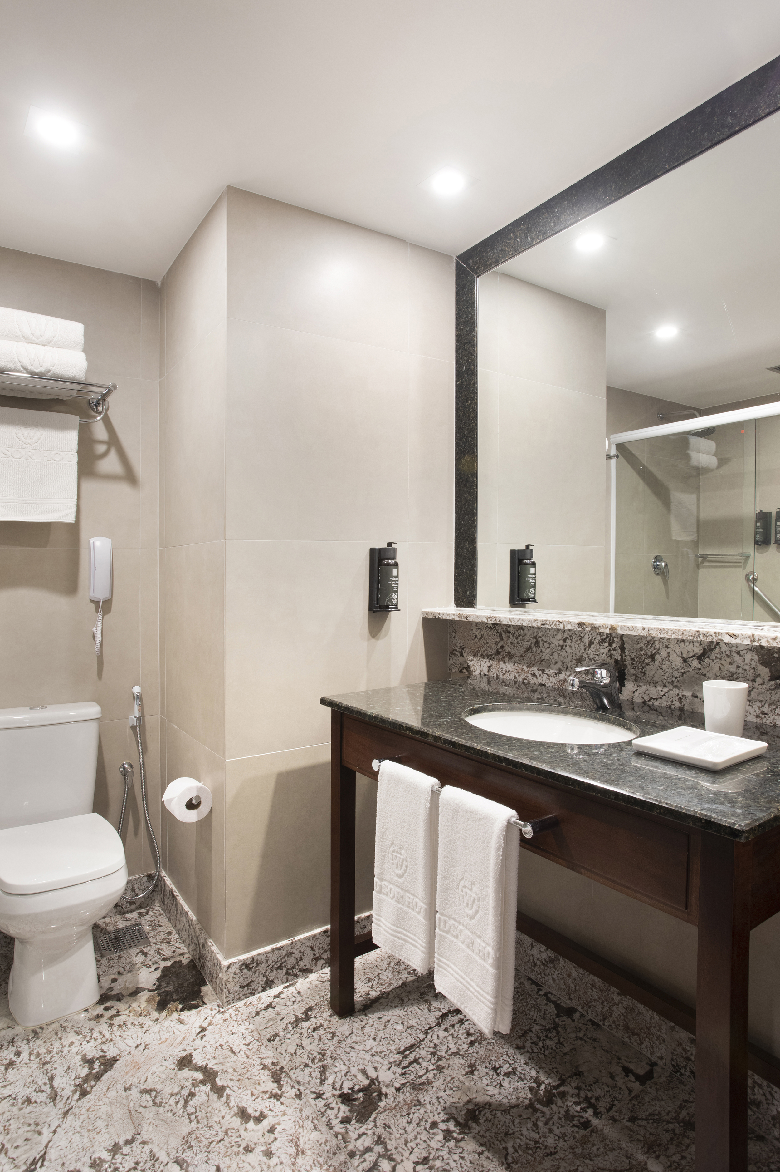 Double Executive Superior