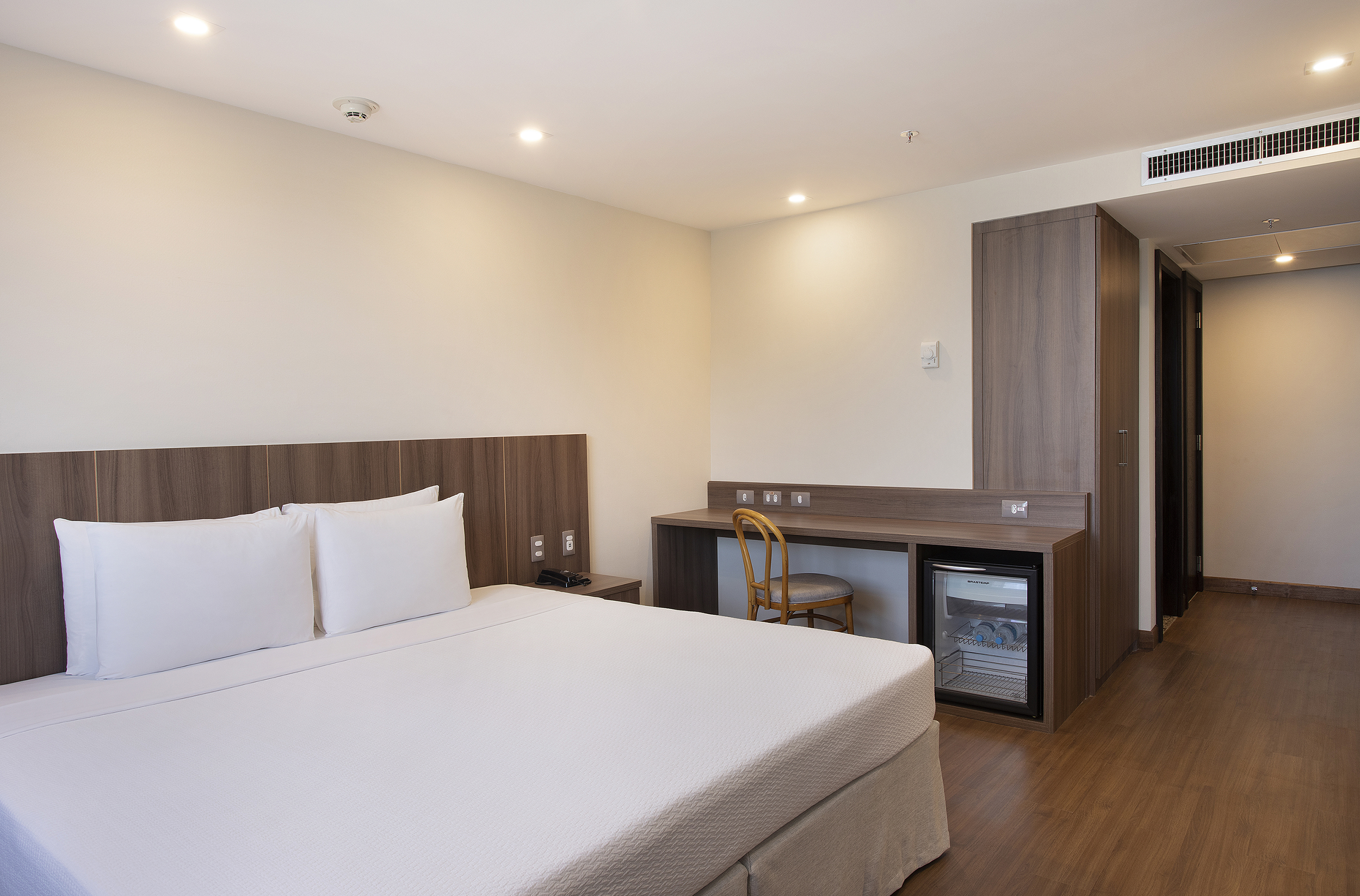 Double Executive Superior