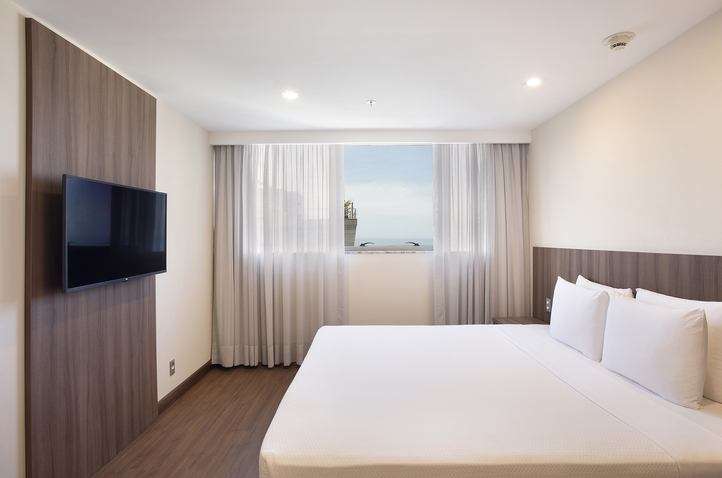 Double Executive Superior