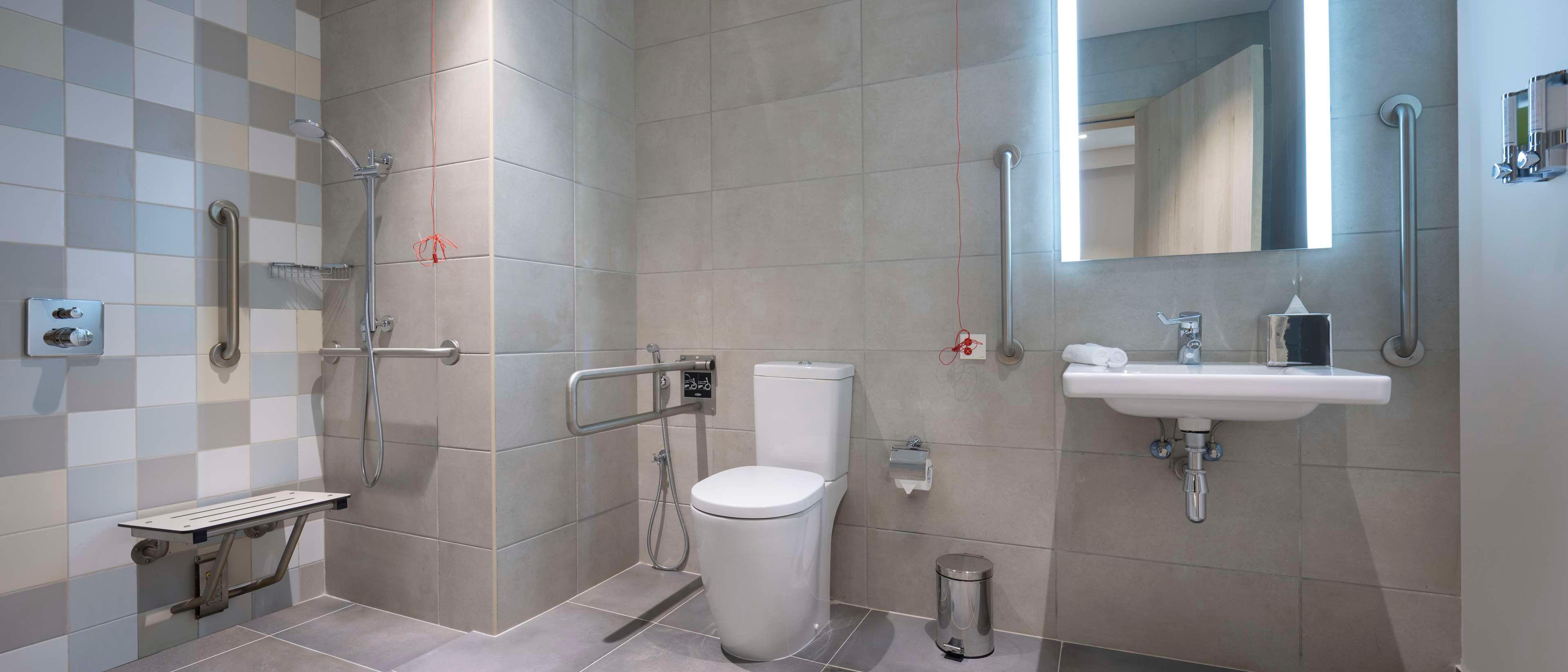 Double Accessible-queen Size Bed