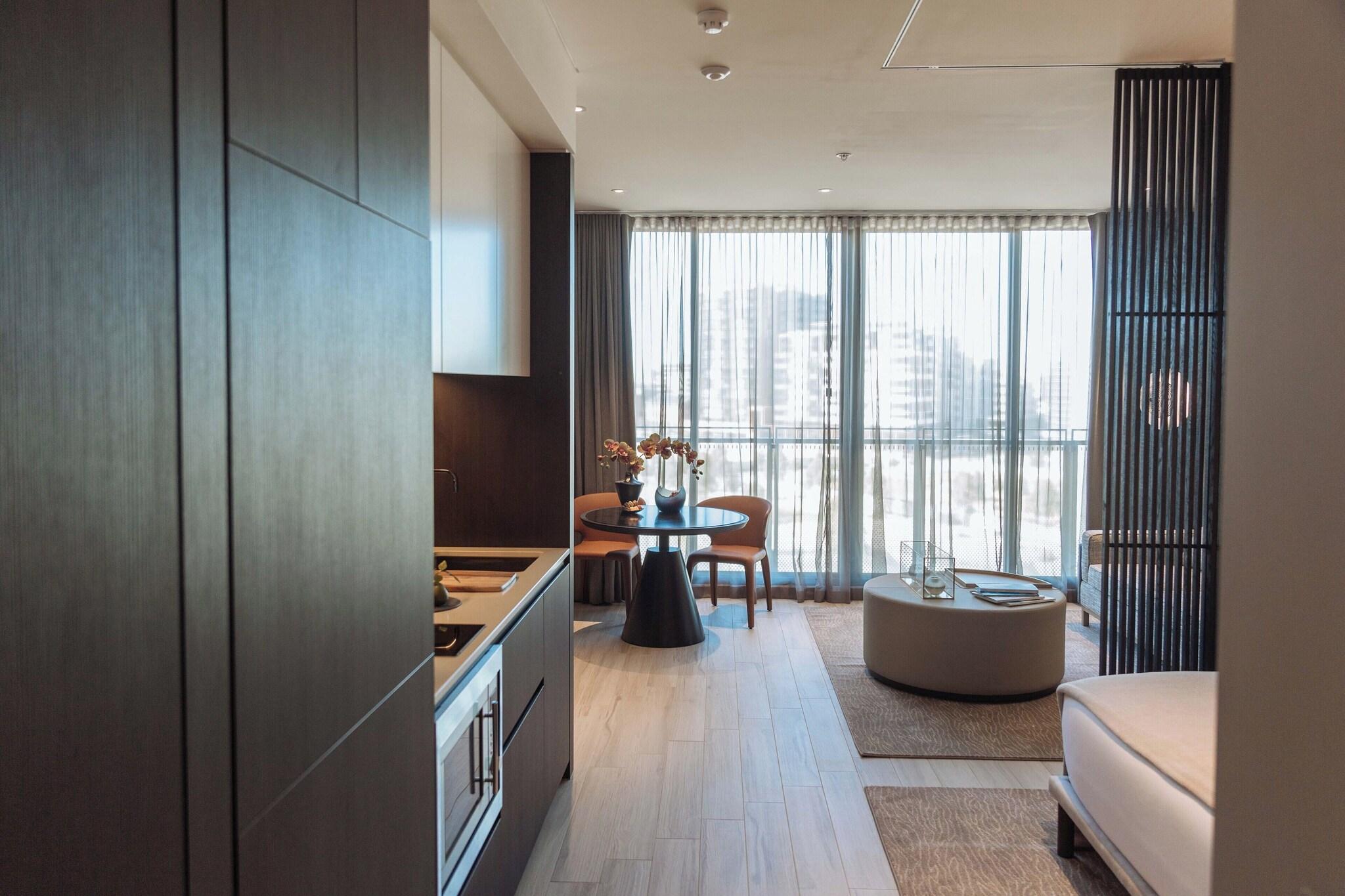 Apartment Queen Size Bed