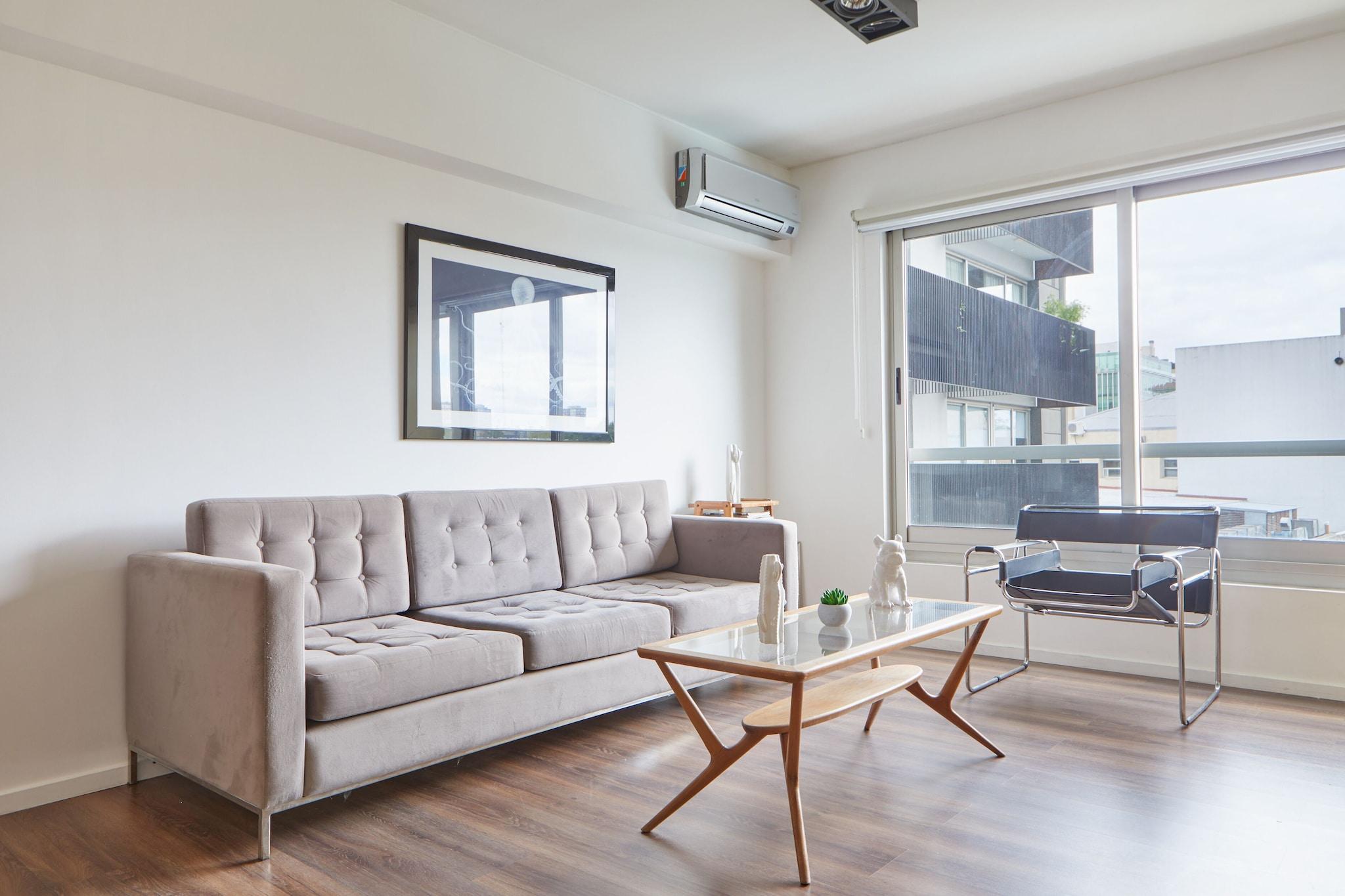 Studio Queen Size Bed