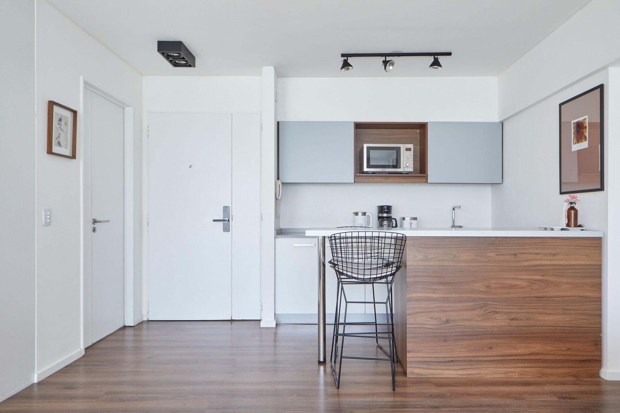 Studio Queen Size Bed