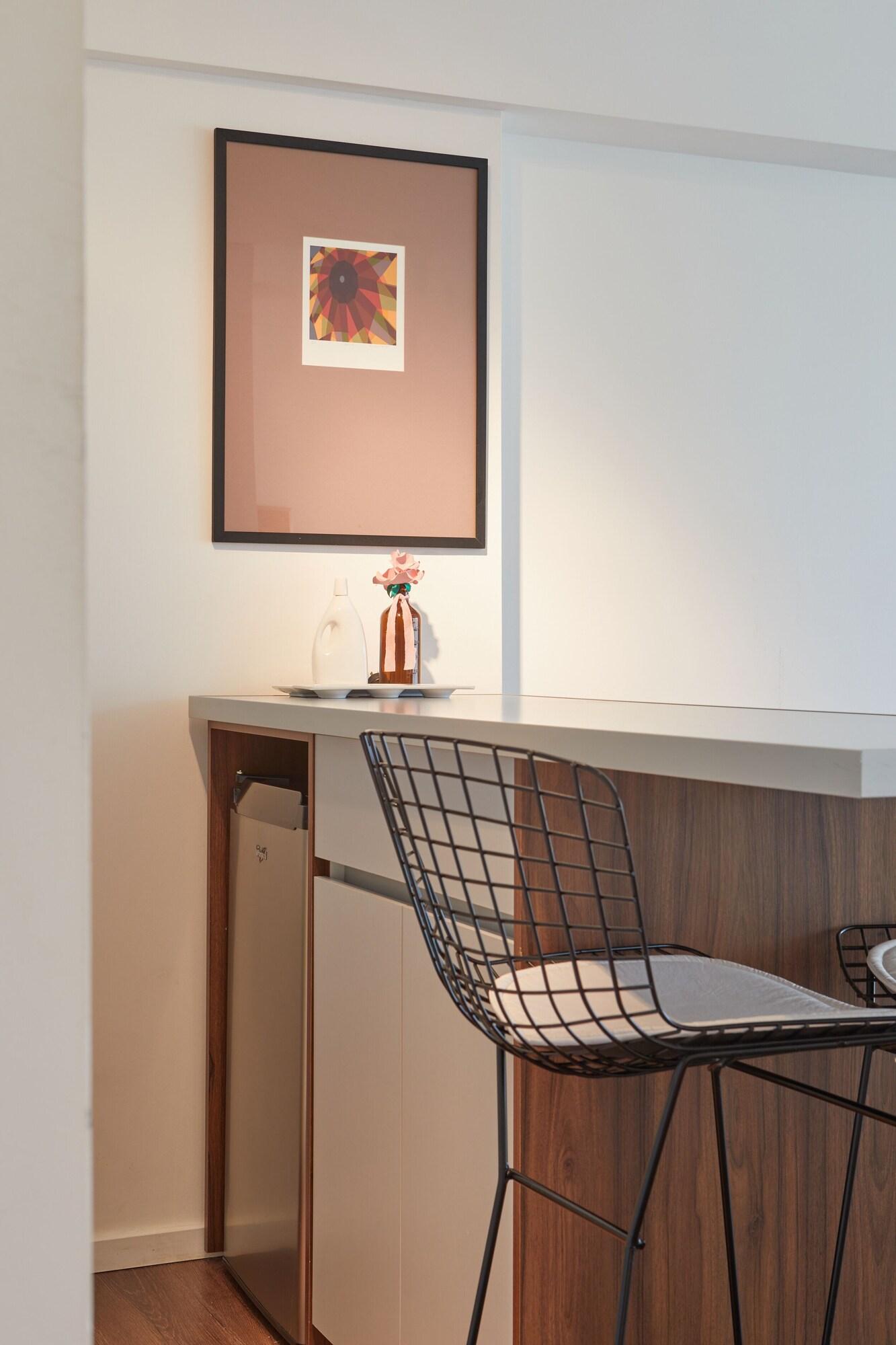 Studio Queen Size Bed