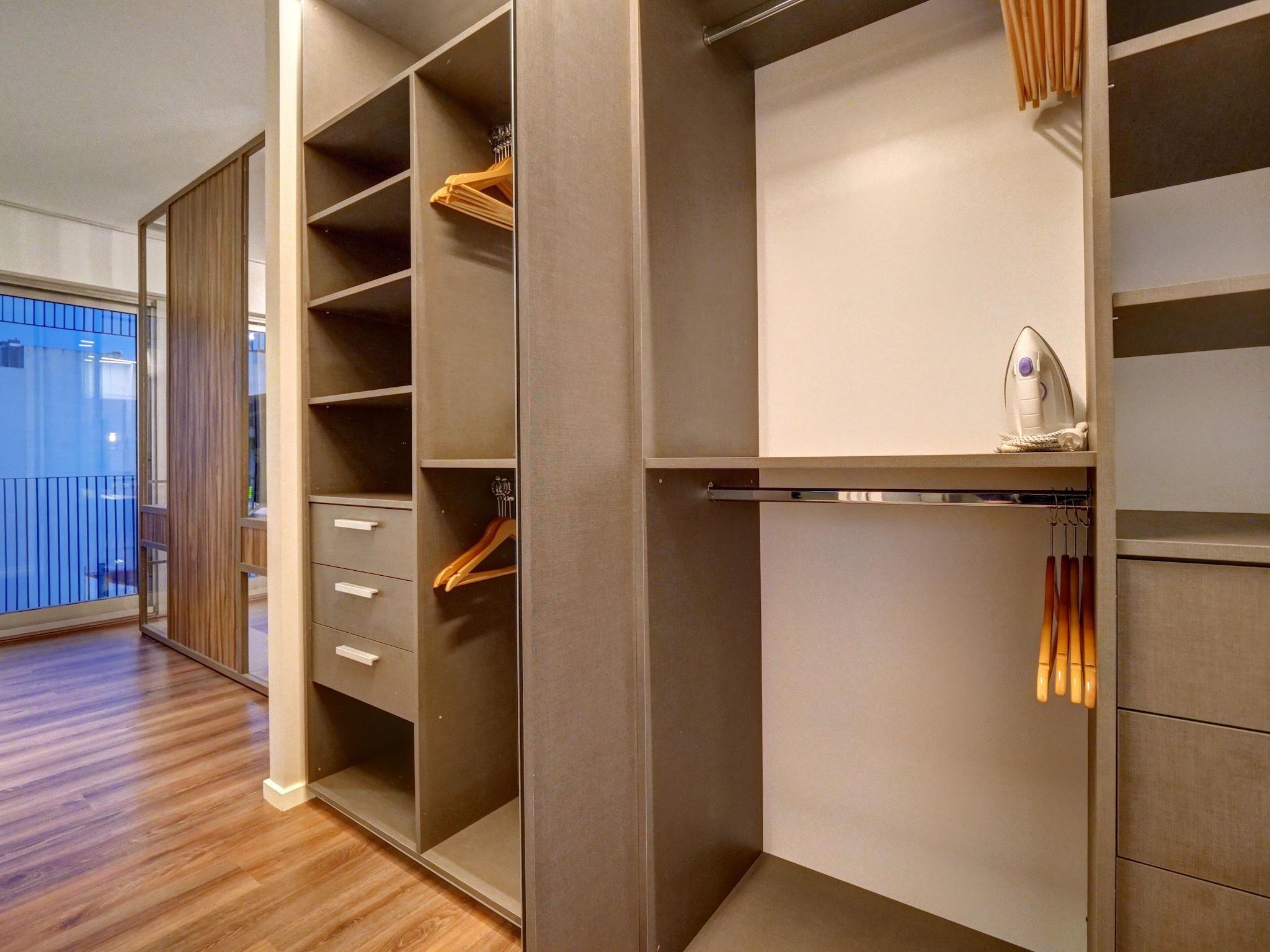 Apartment King Size Bed