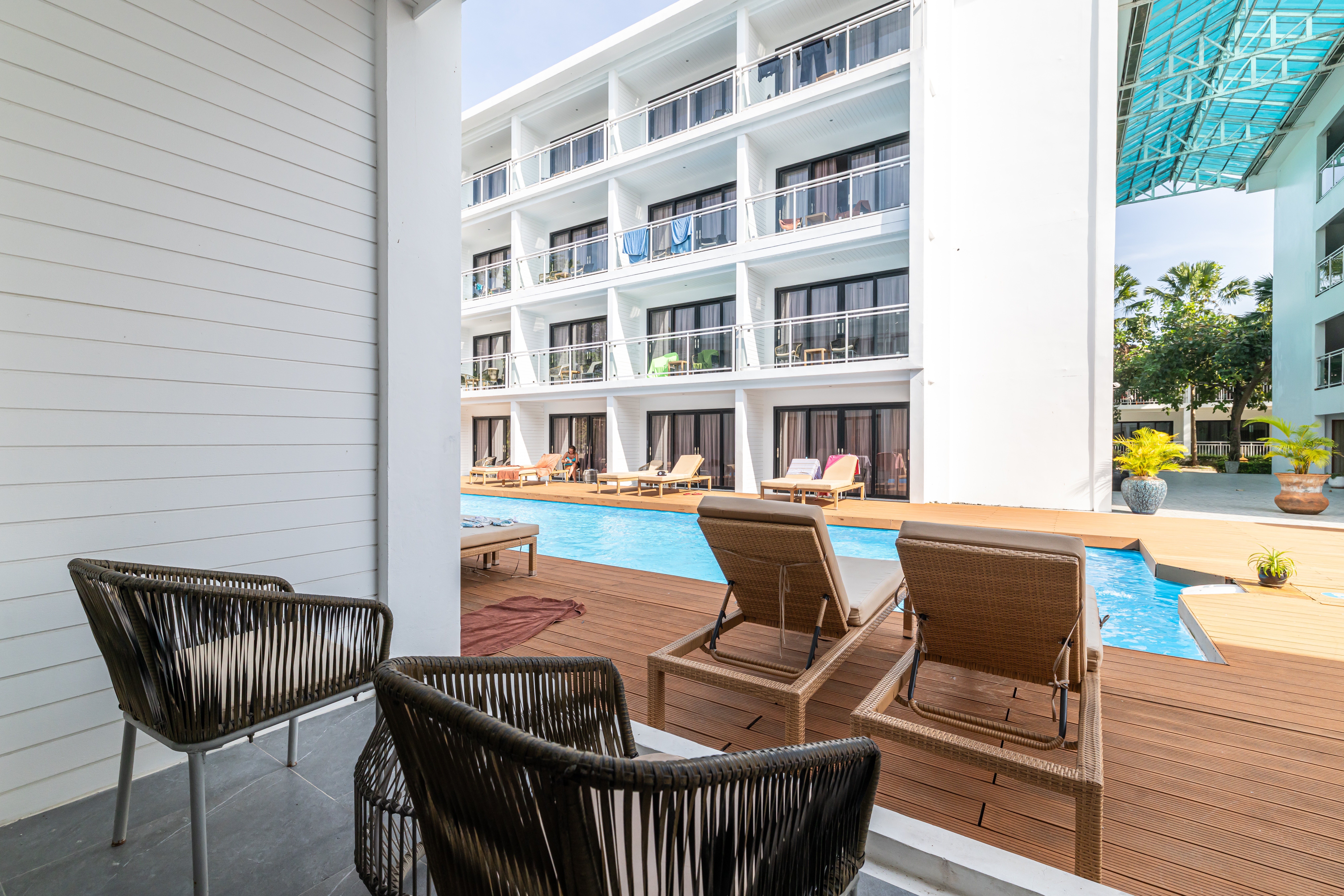 Double Deluxe Pool View