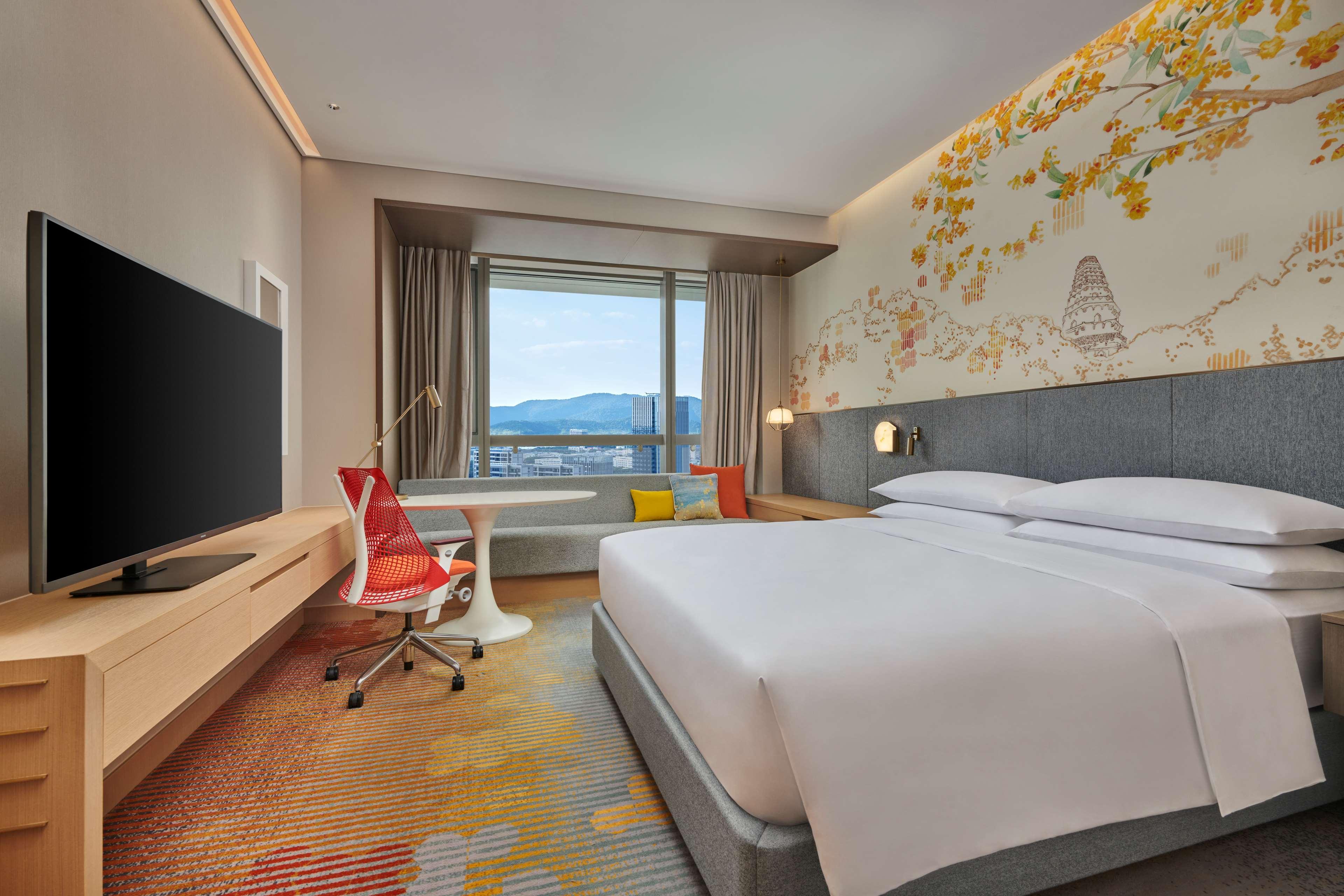 Double Guest Room King Bed