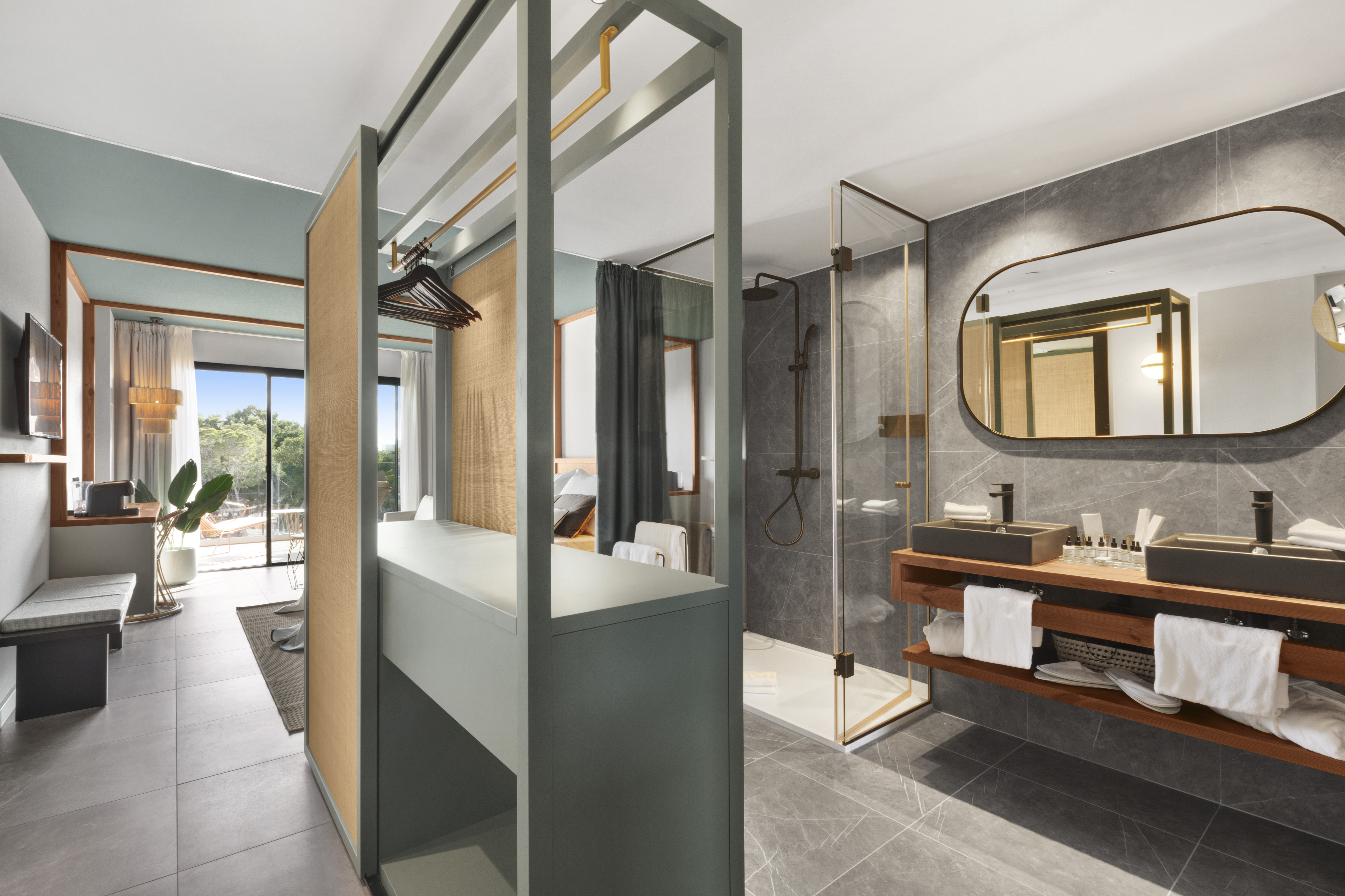 Junior Suite Pool View