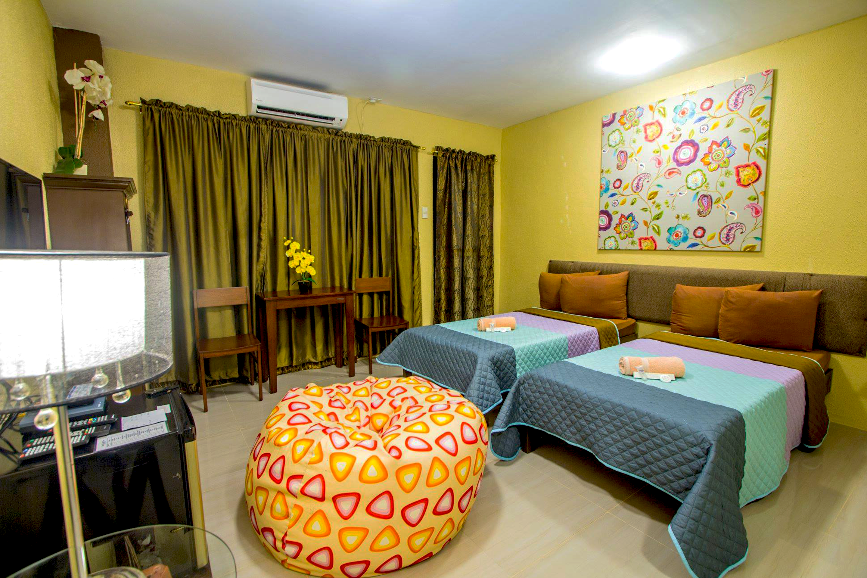 Double or Twin Deluxe Partial Ocean View