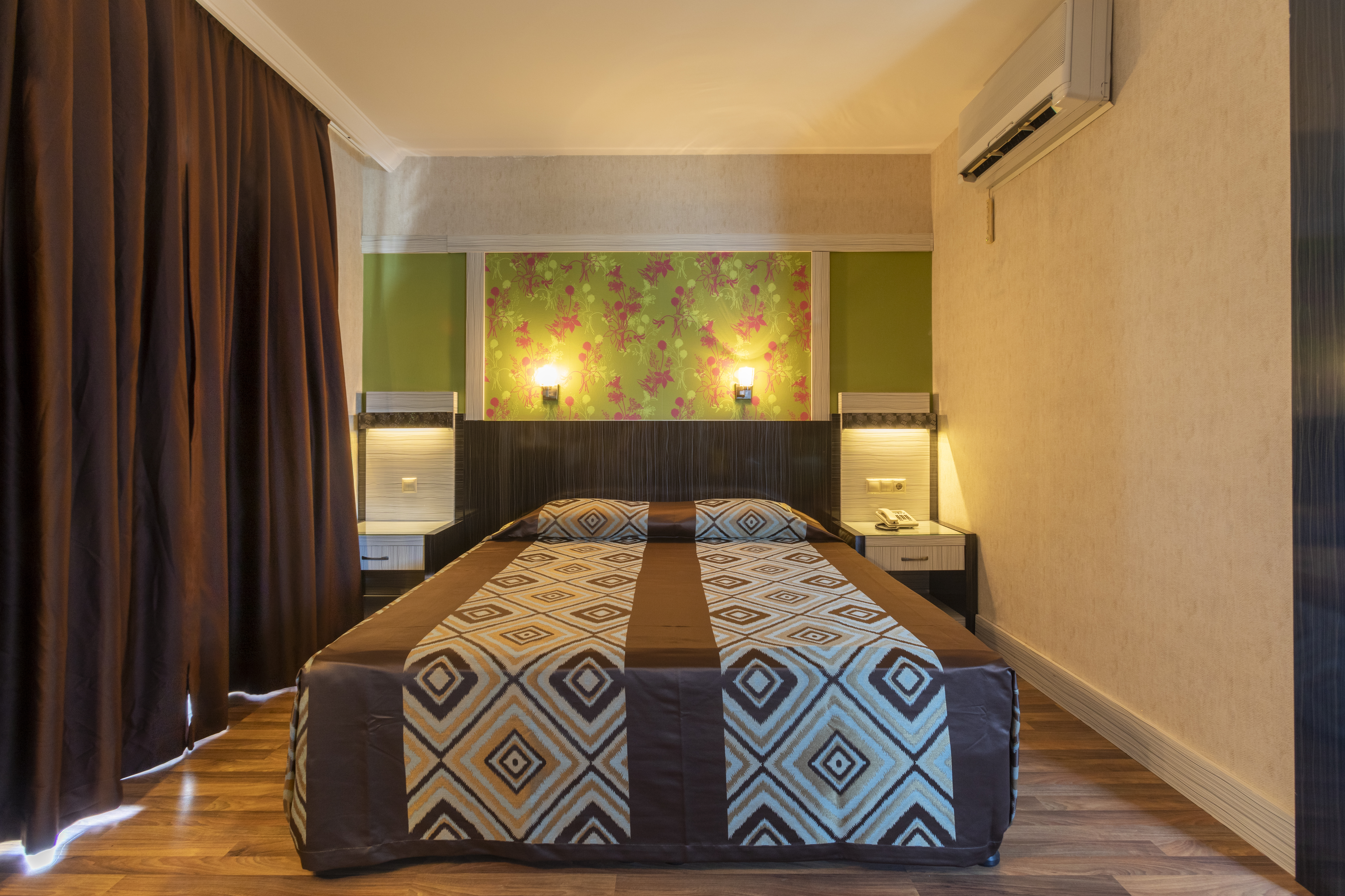 Family Room Superior