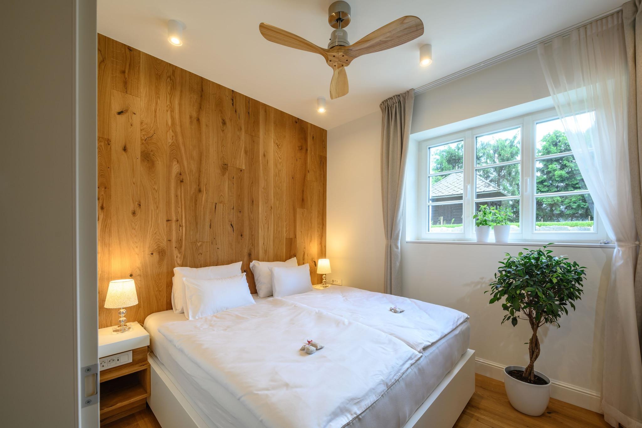 Apartment Garden View King Bed