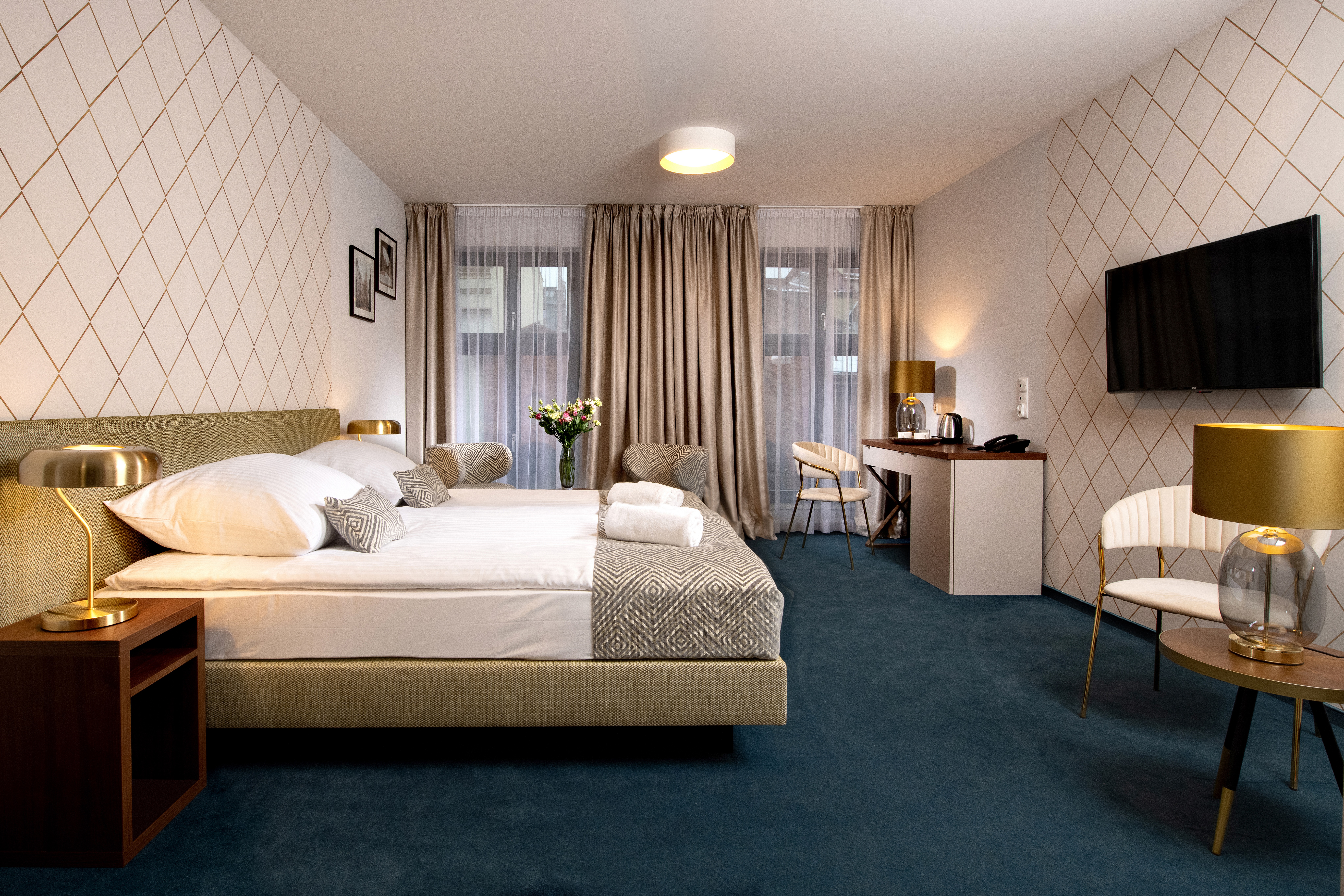 Double or Twin Superior