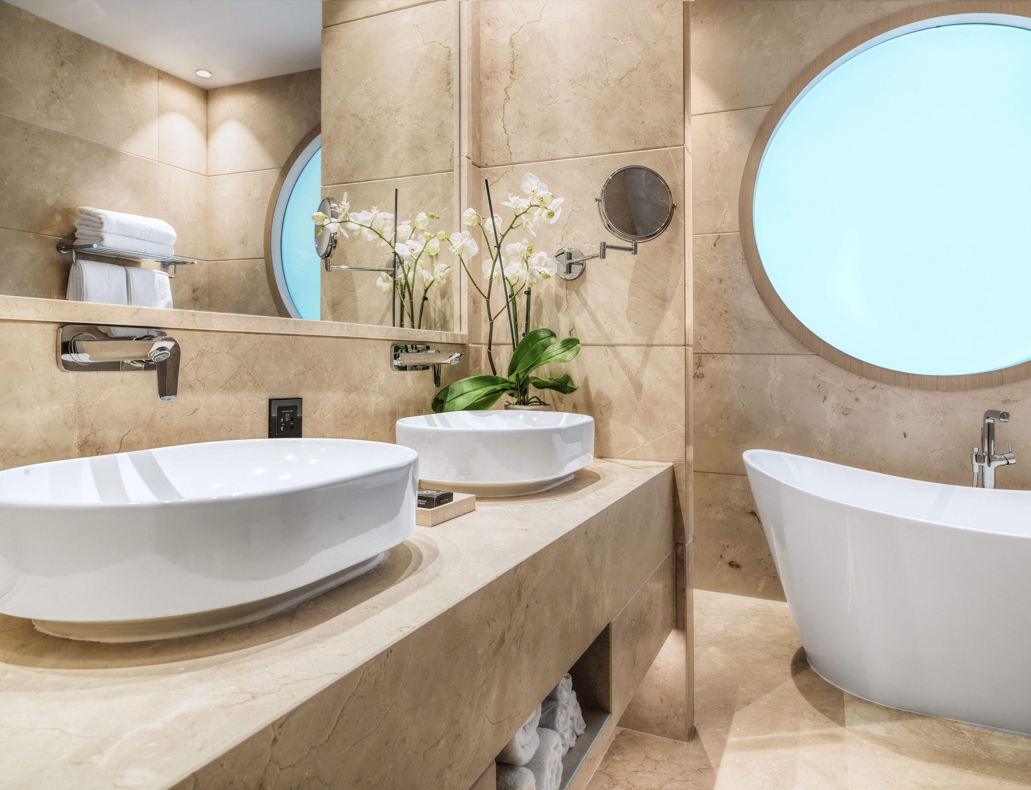 Double or Twin Deluxe