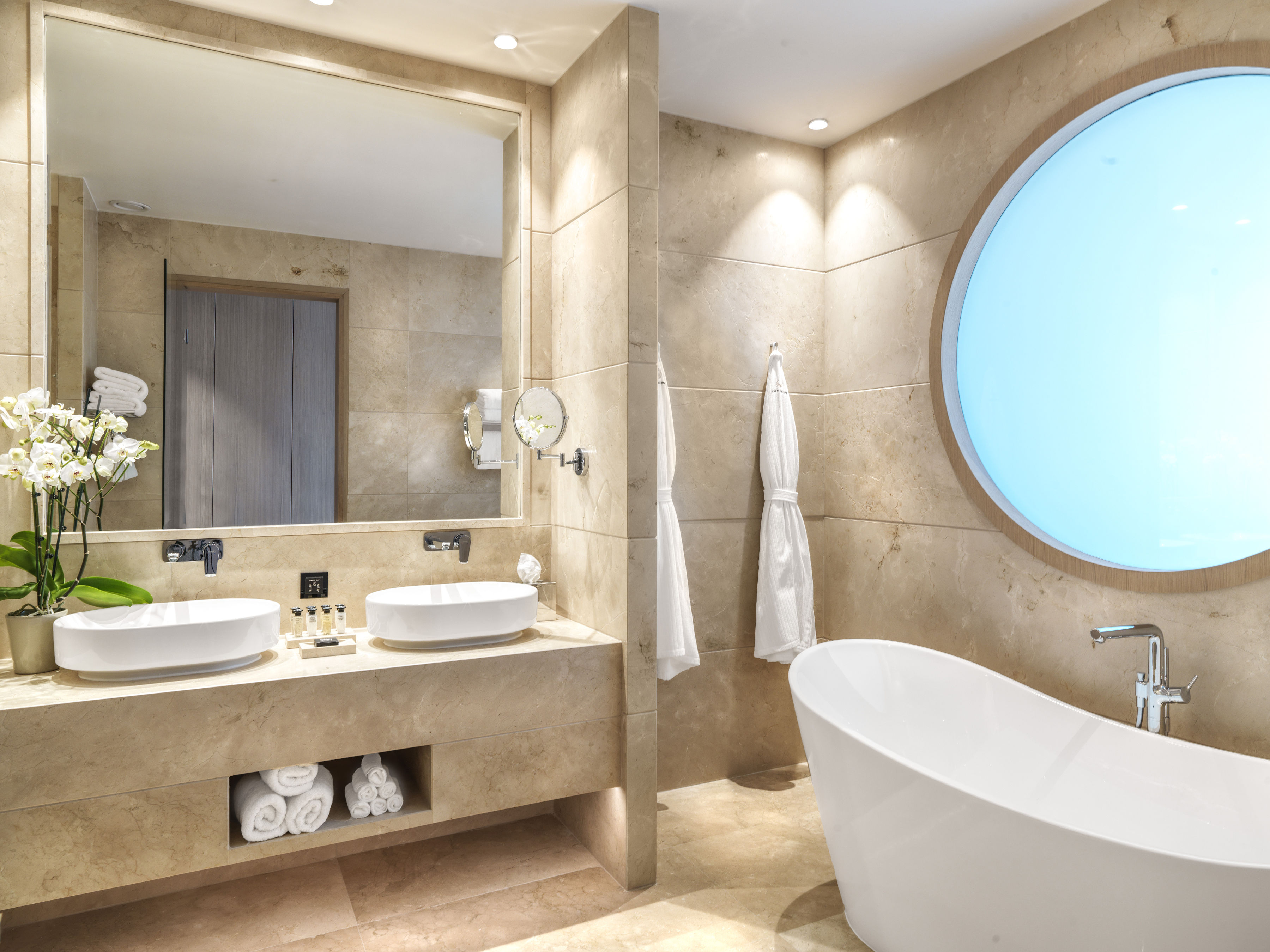 Double or Twin Deluxe