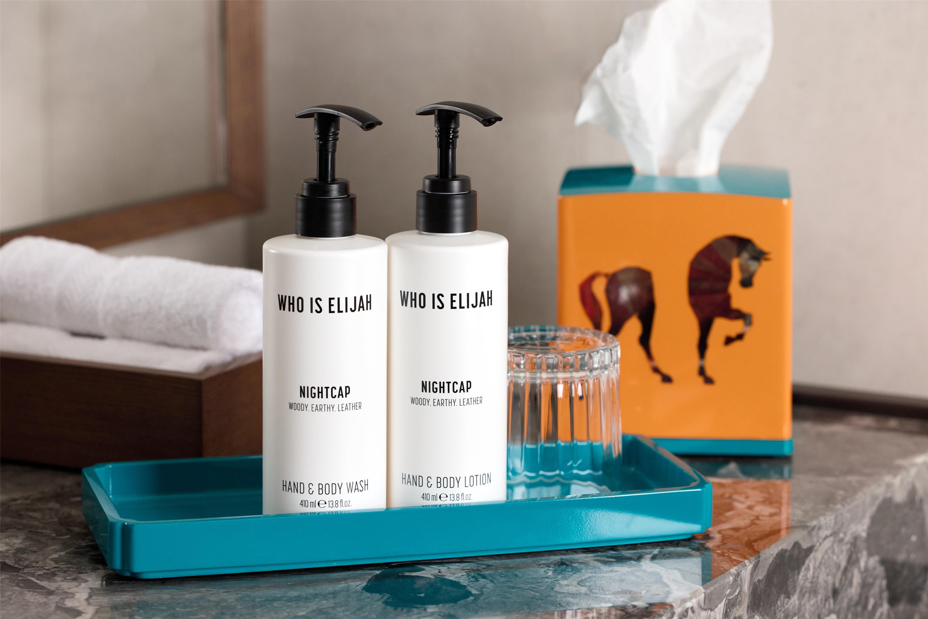 Room Accessible-queen Size Bed