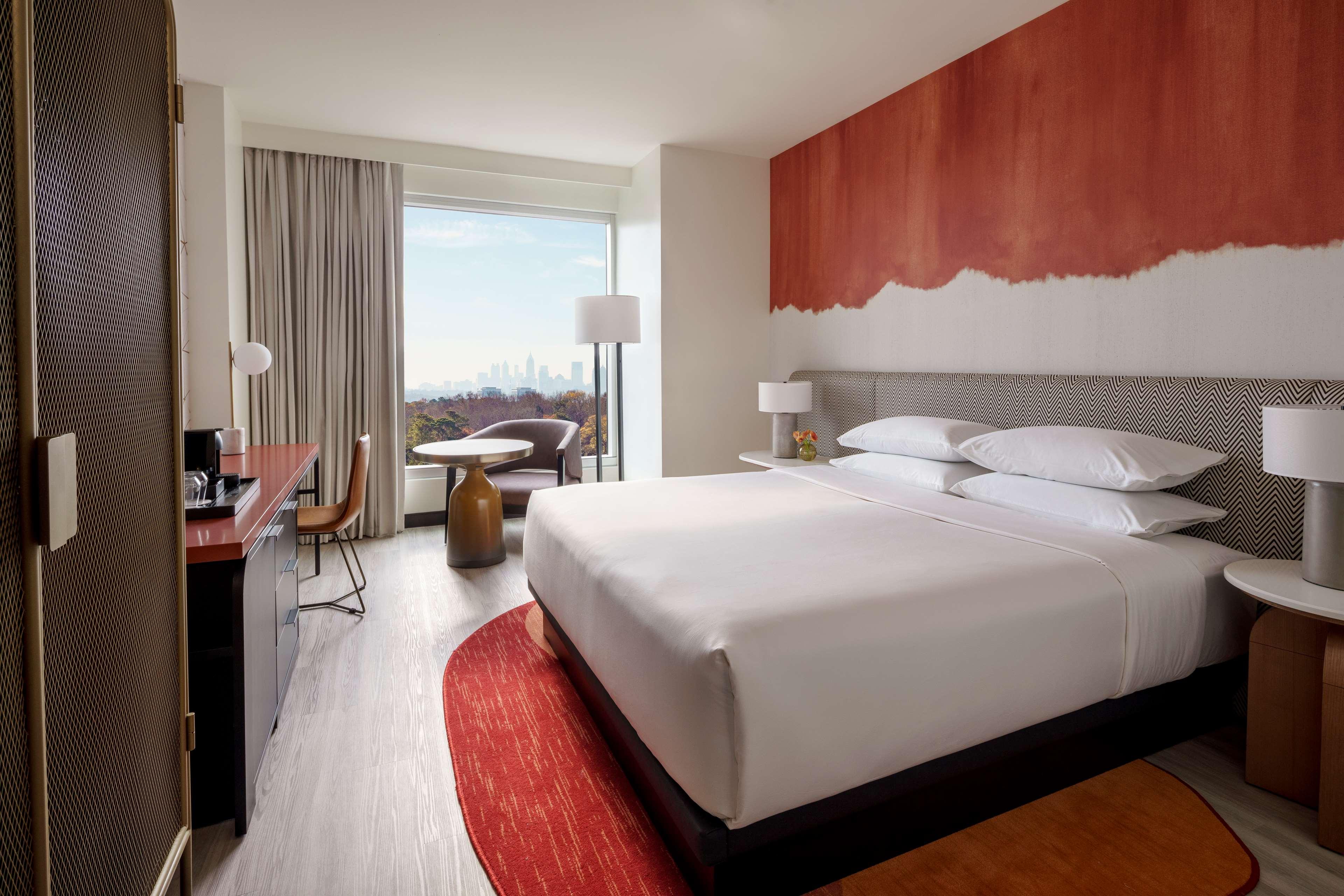 Double City View King Bed