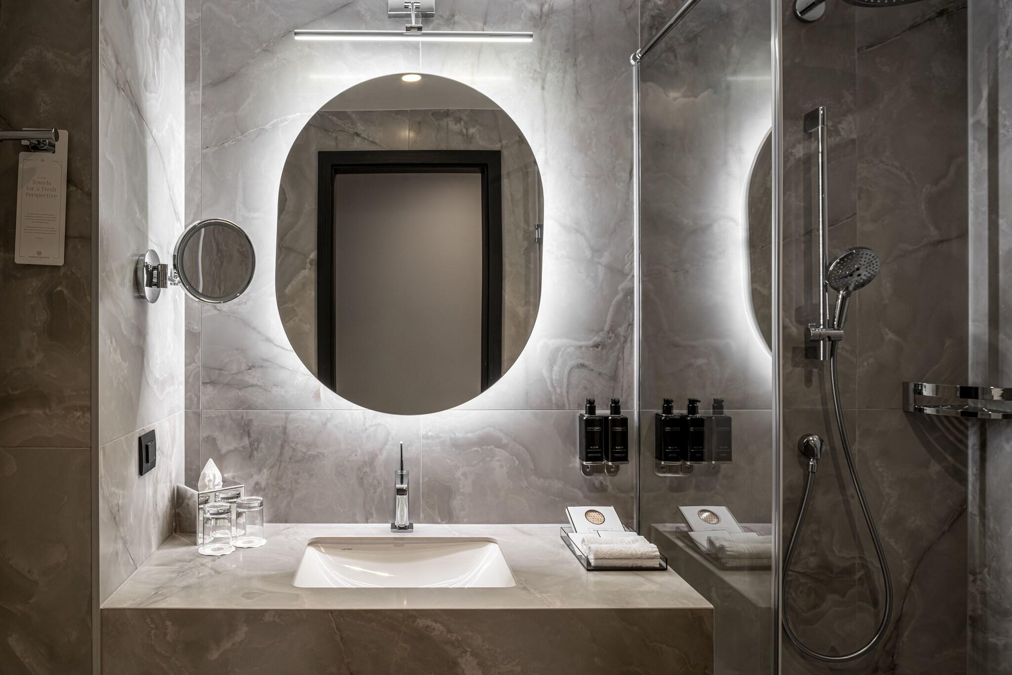 Junior Suite King Bed Non Smoking