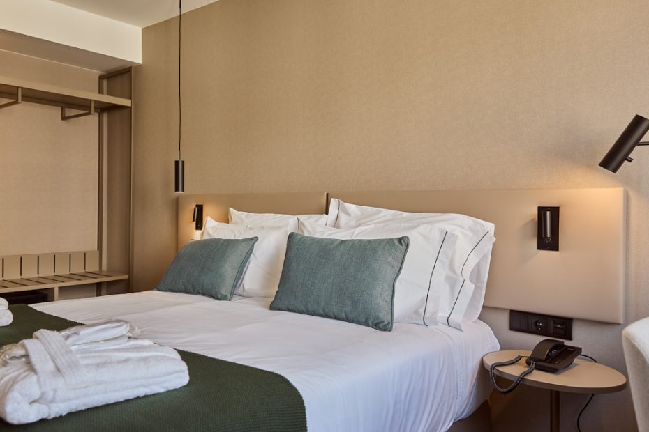 Double Superior King Bed