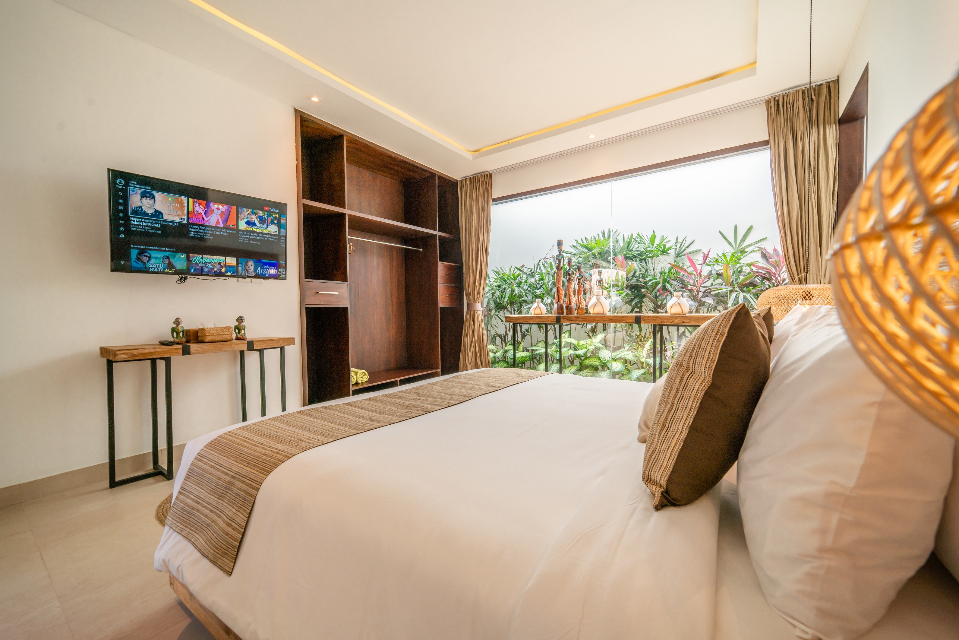 Villa Four Bedrooms with Private Pool