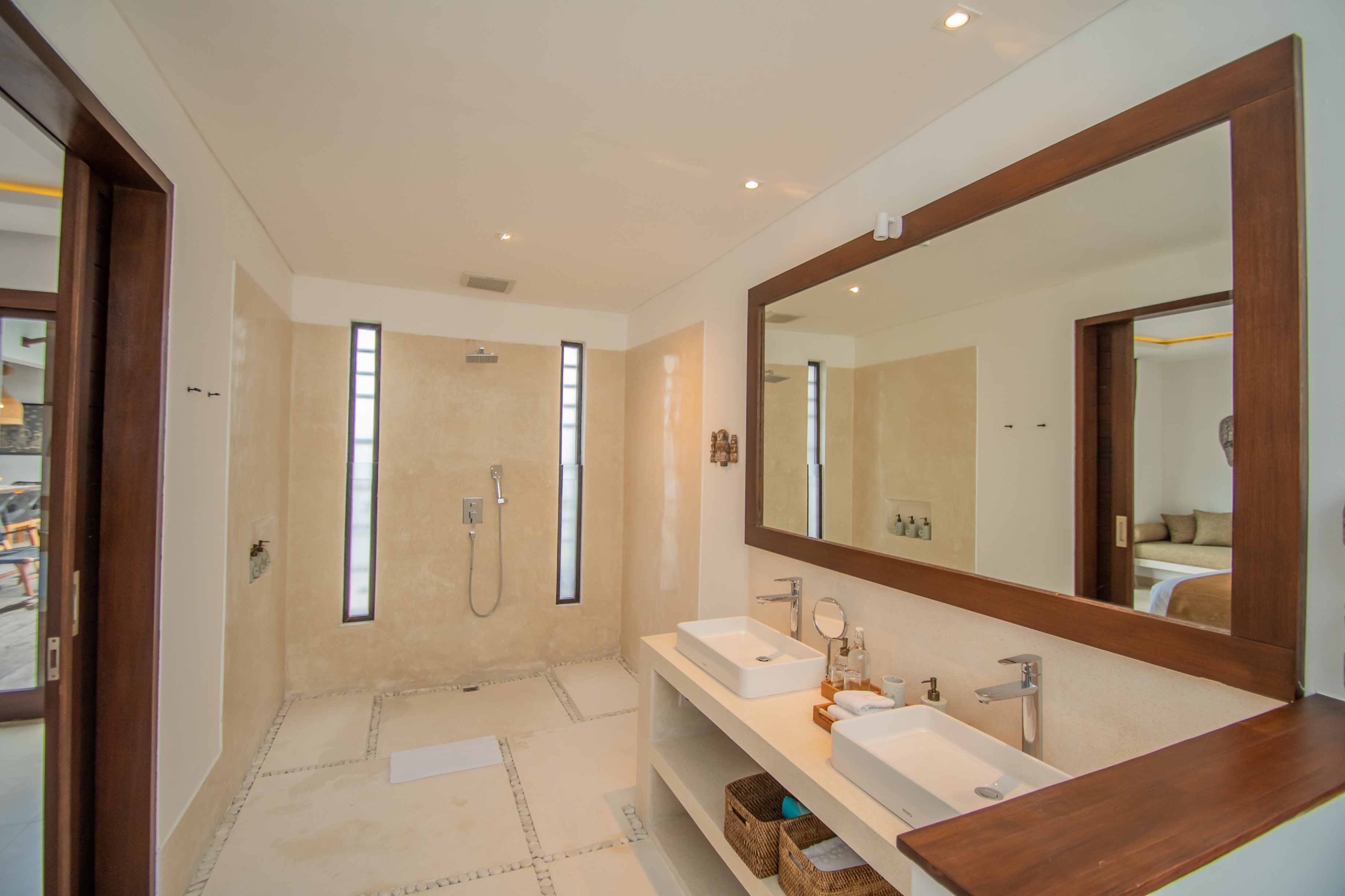 Villa Five Bedrooms with Private Pool