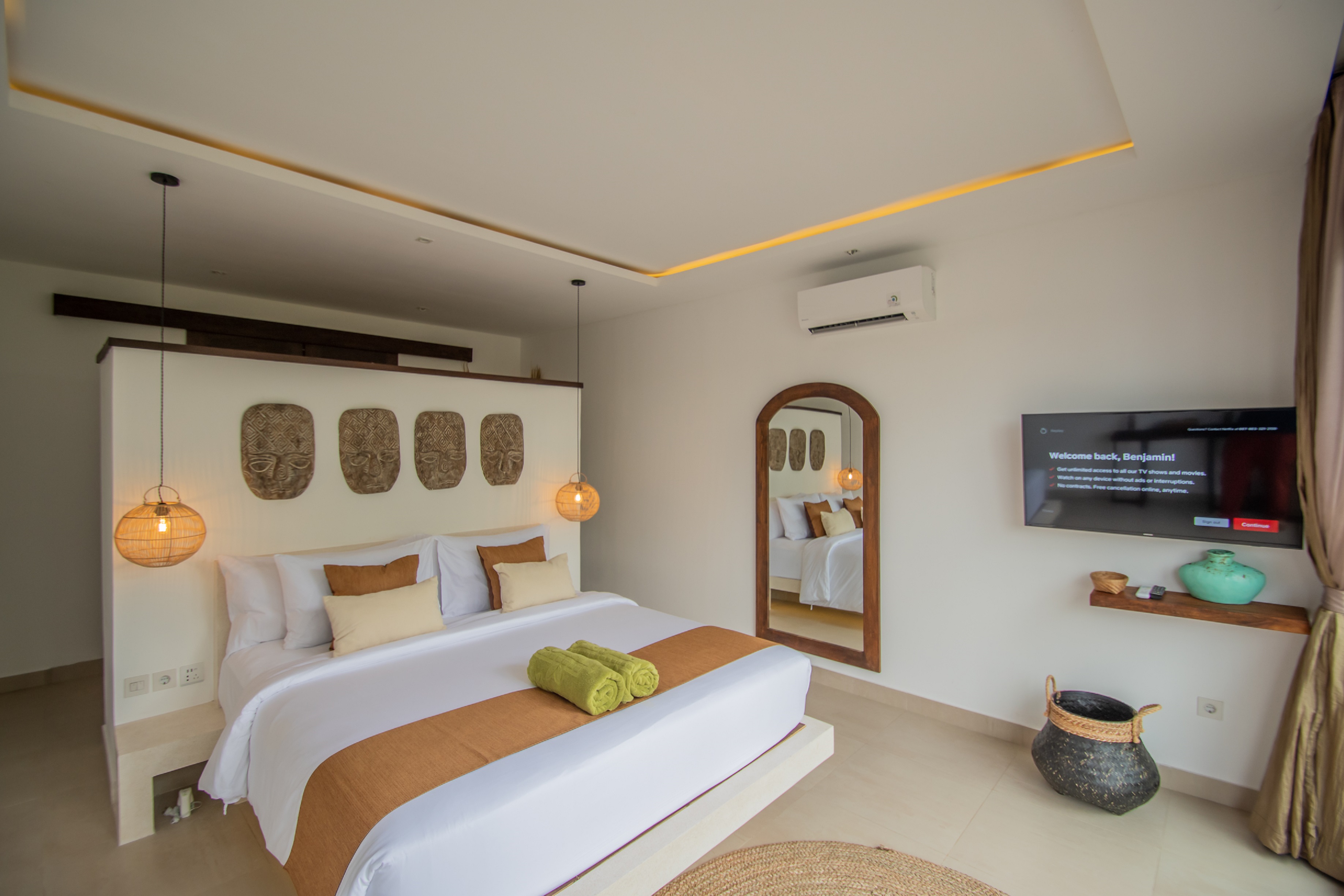 Villa Five Bedrooms with Private Pool