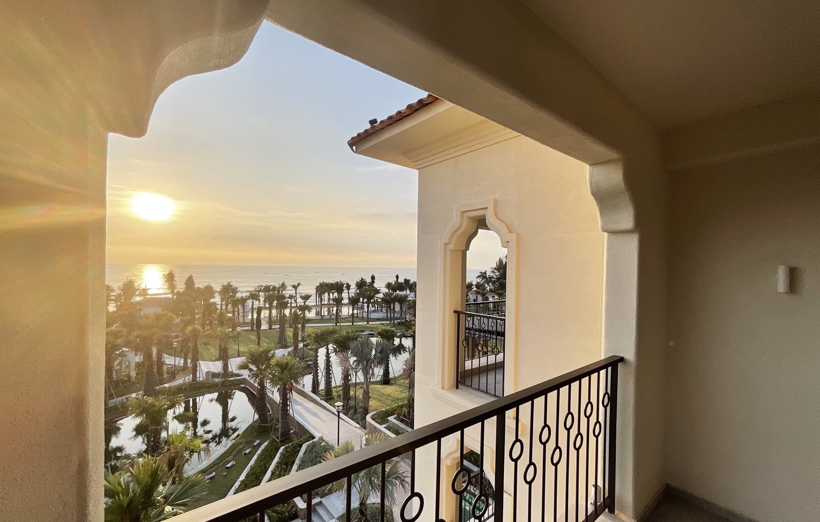 Double Premium King Bed