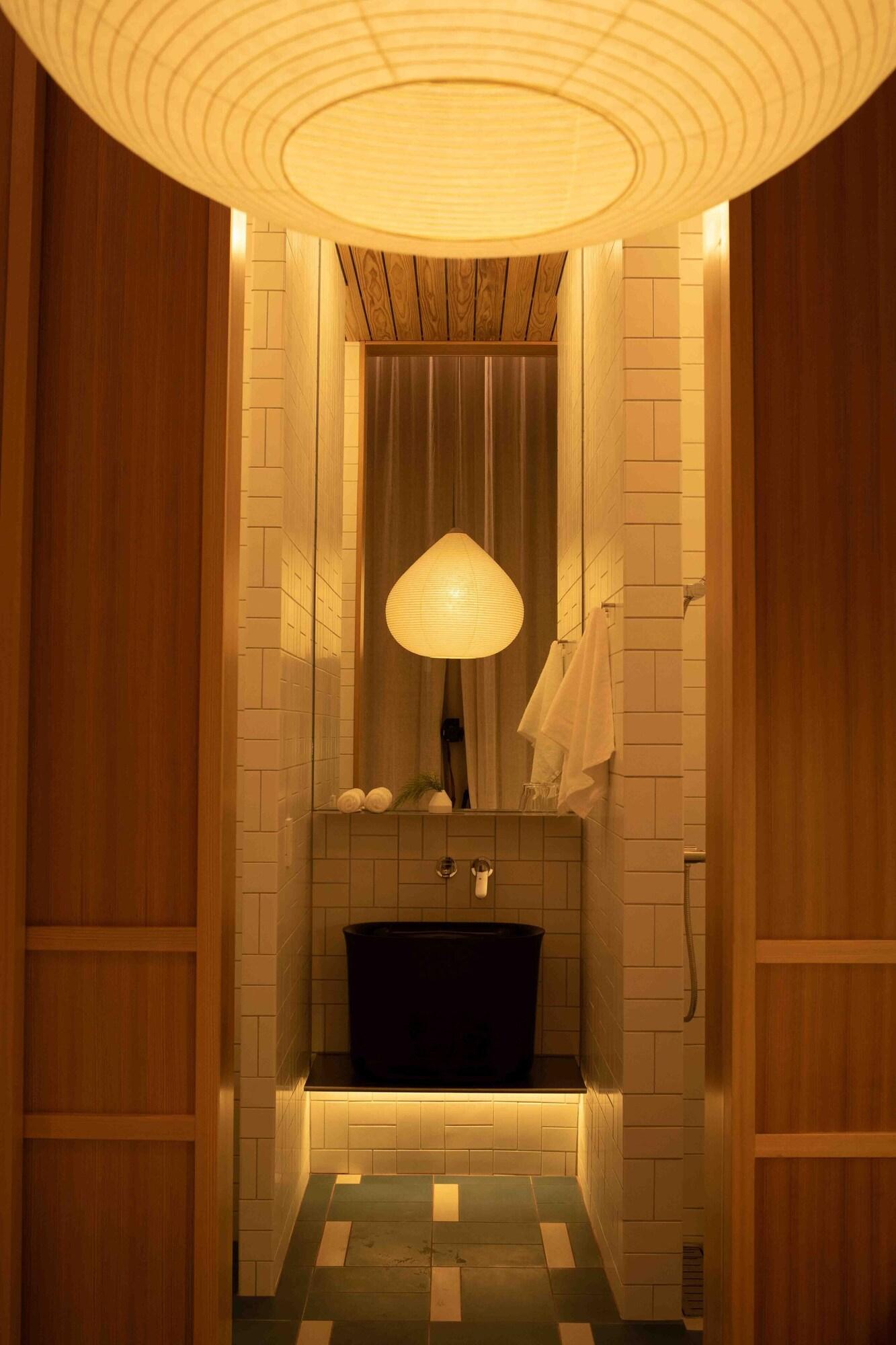 Studio Queen Bed Non Smoking