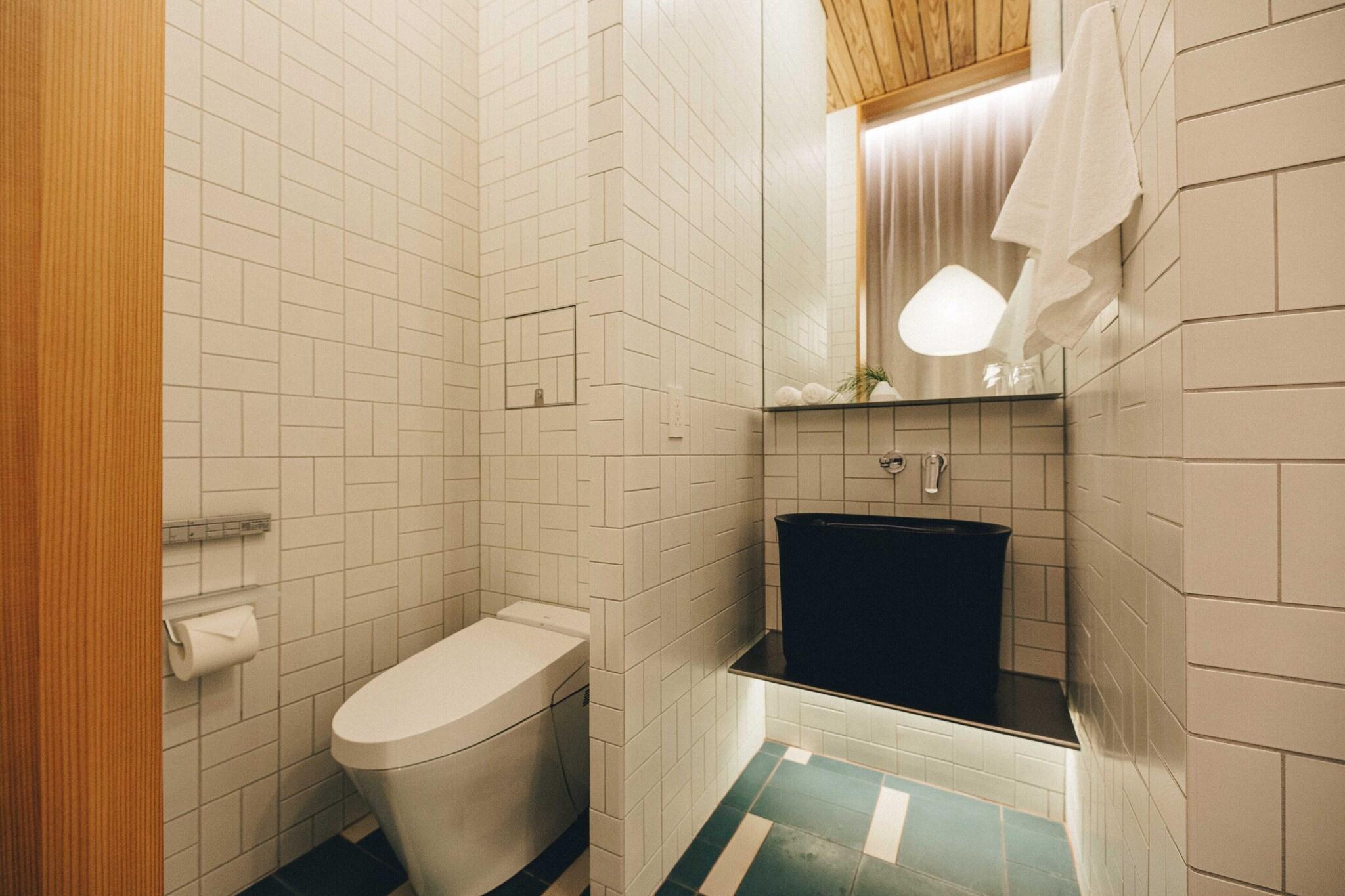 Studio Queen Bed Non Smoking