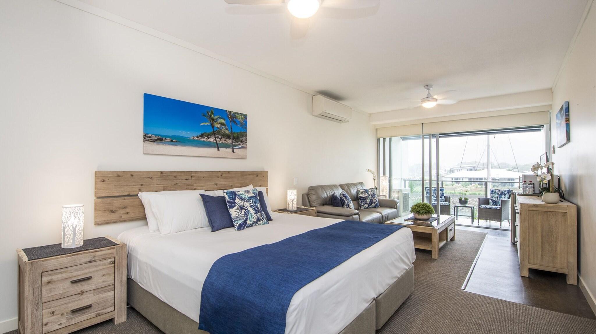 Studio Classic King Bed