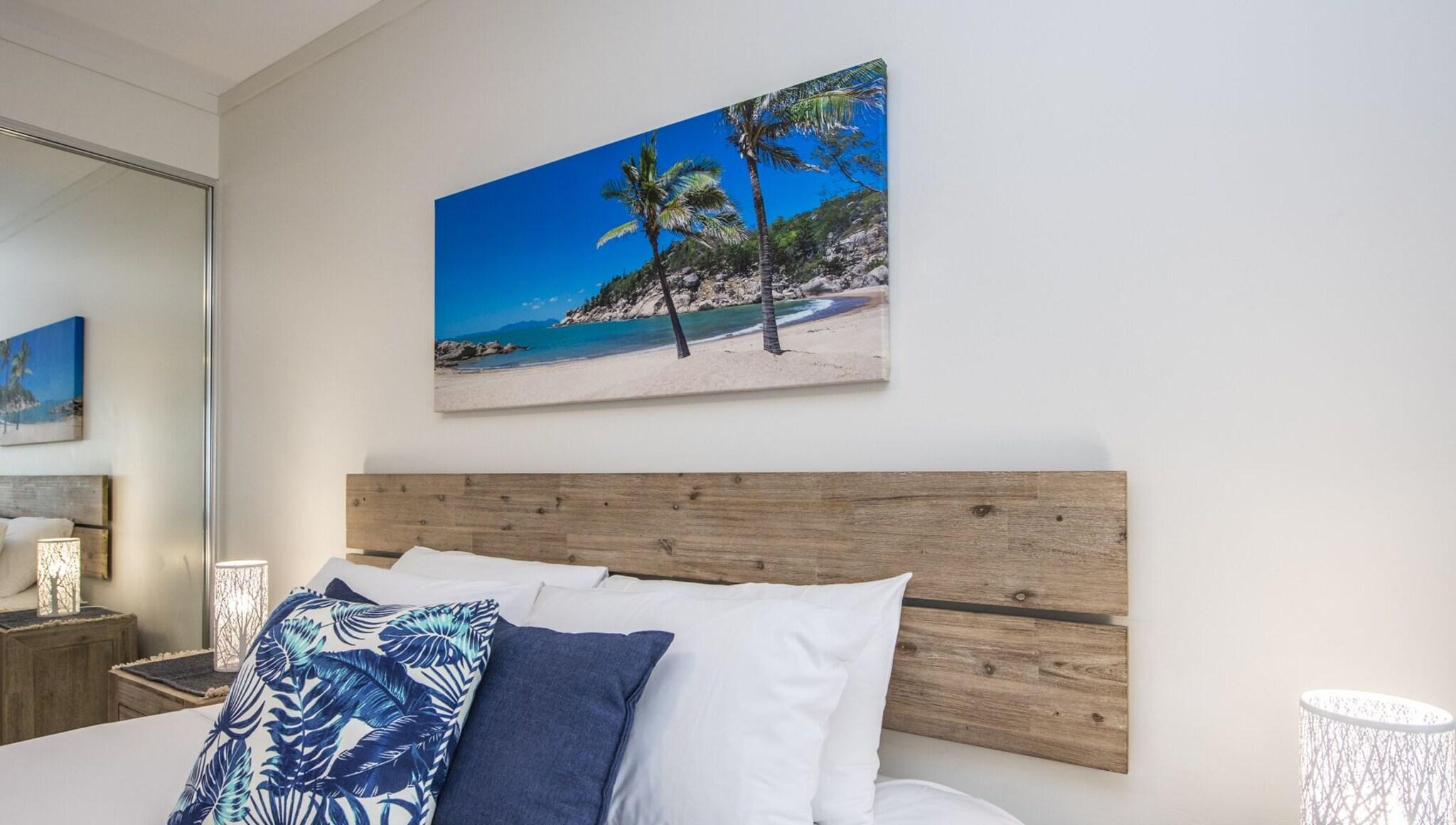 Studio Classic King Bed