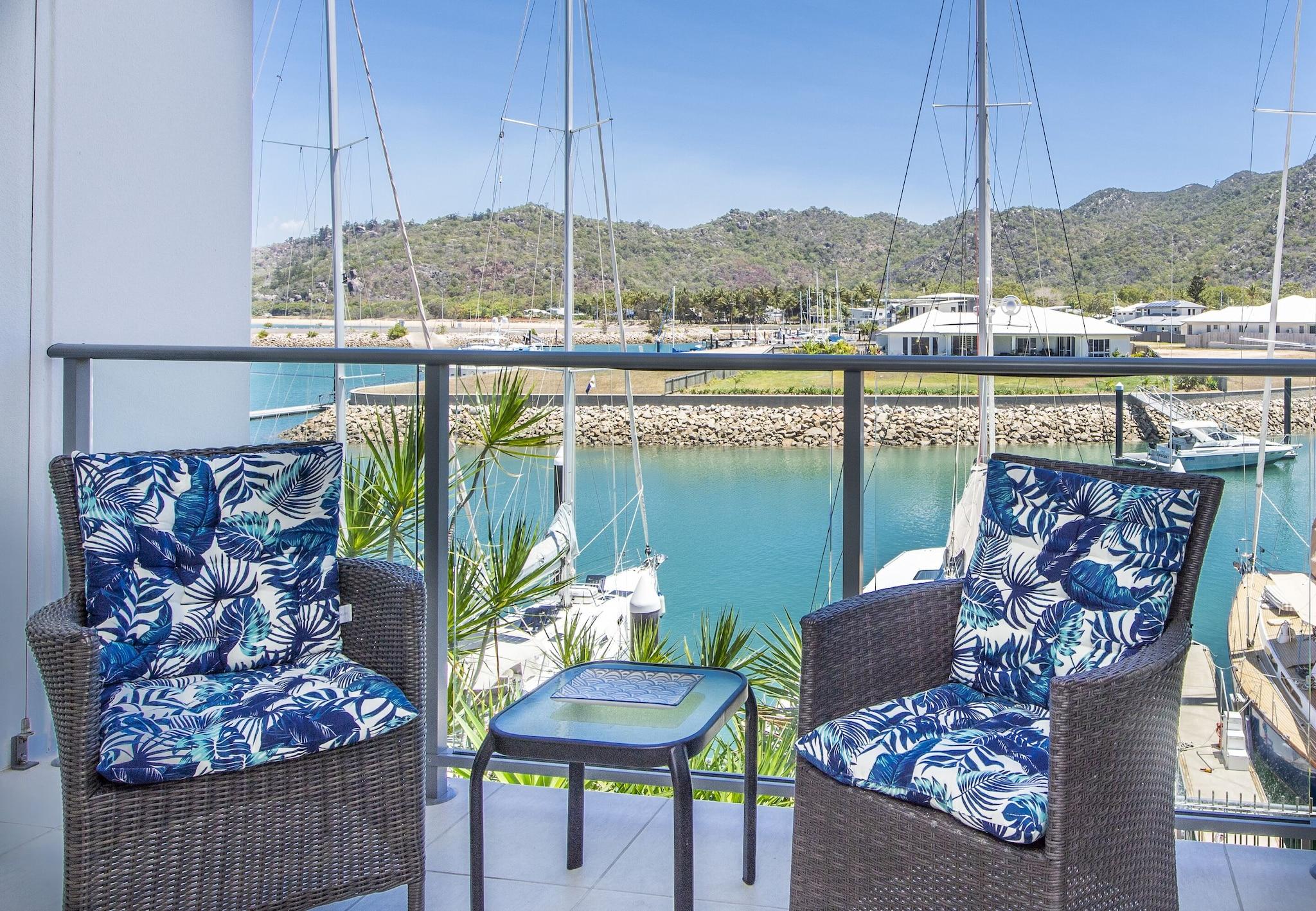 Studio Classic King Bed