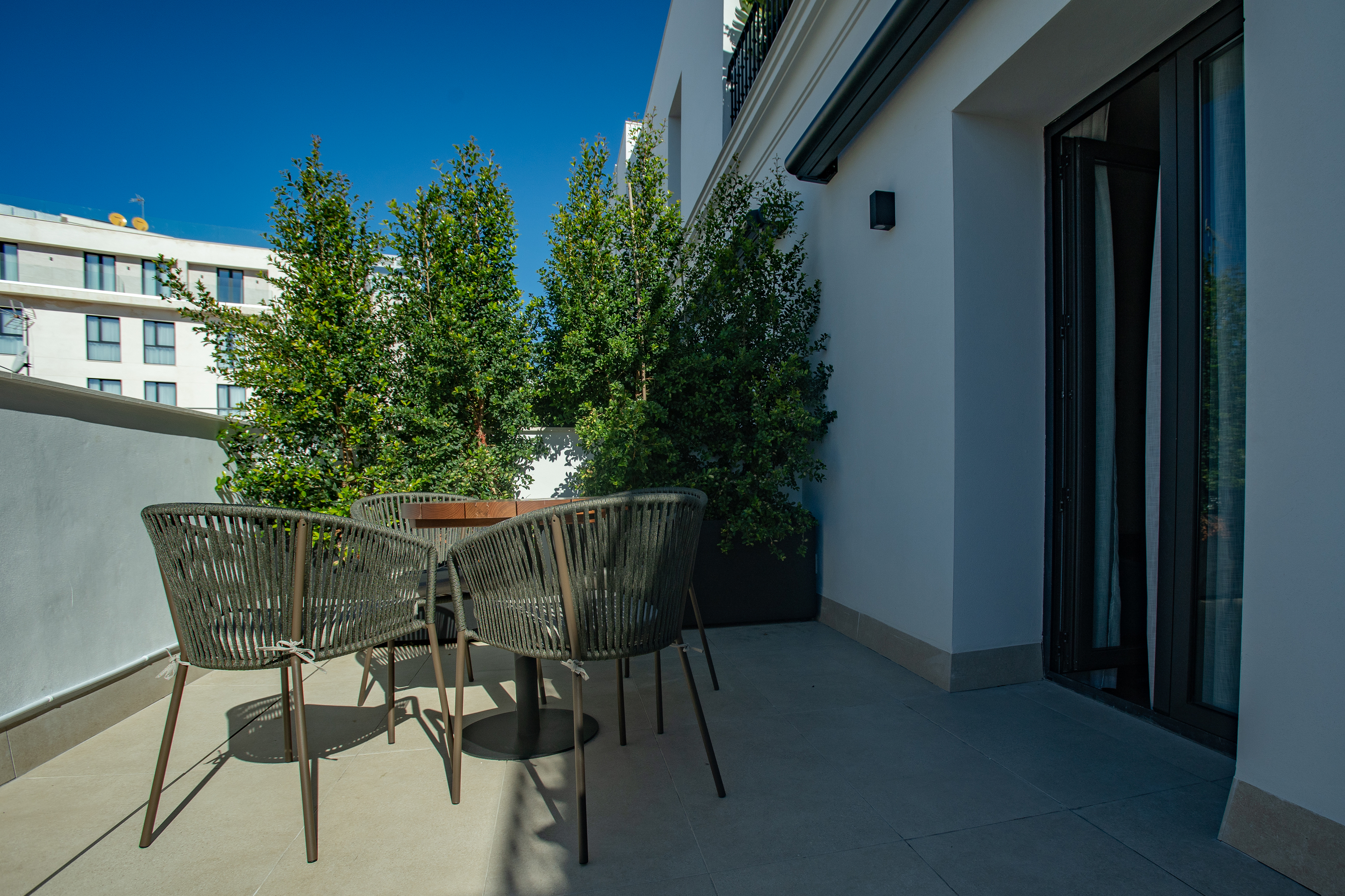 Double or Twin Standard