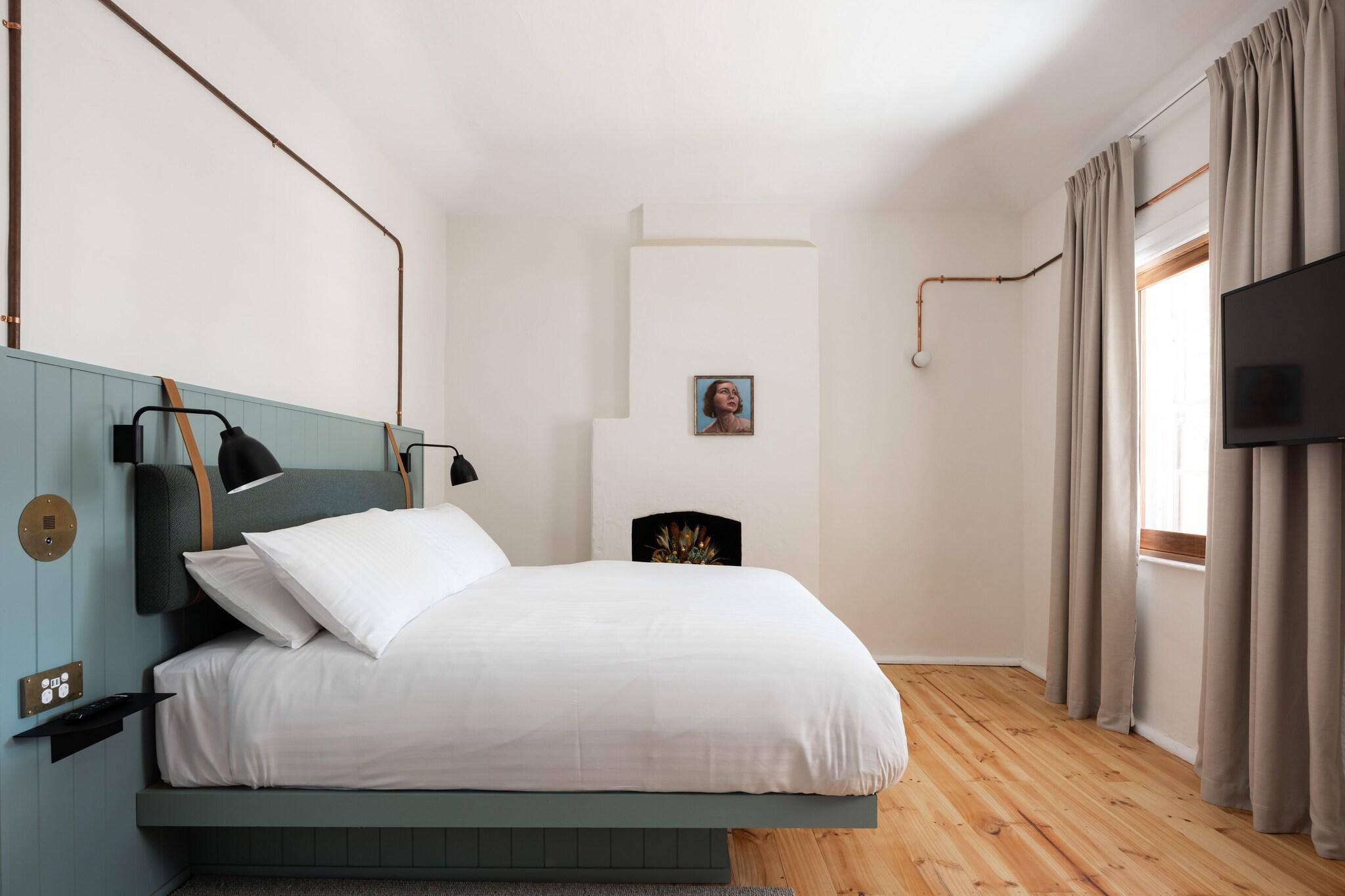 Double King Size Bed