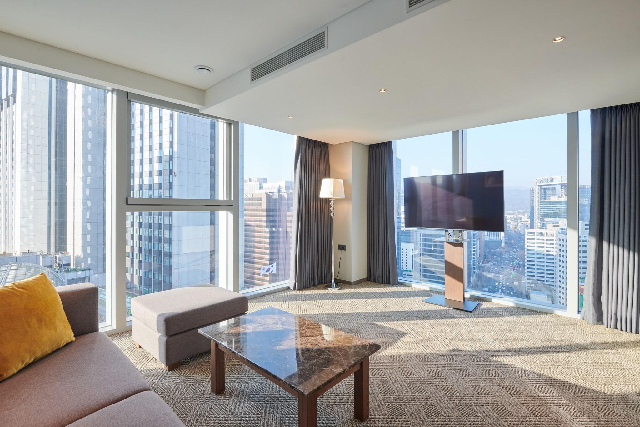 Suite with Double Bed