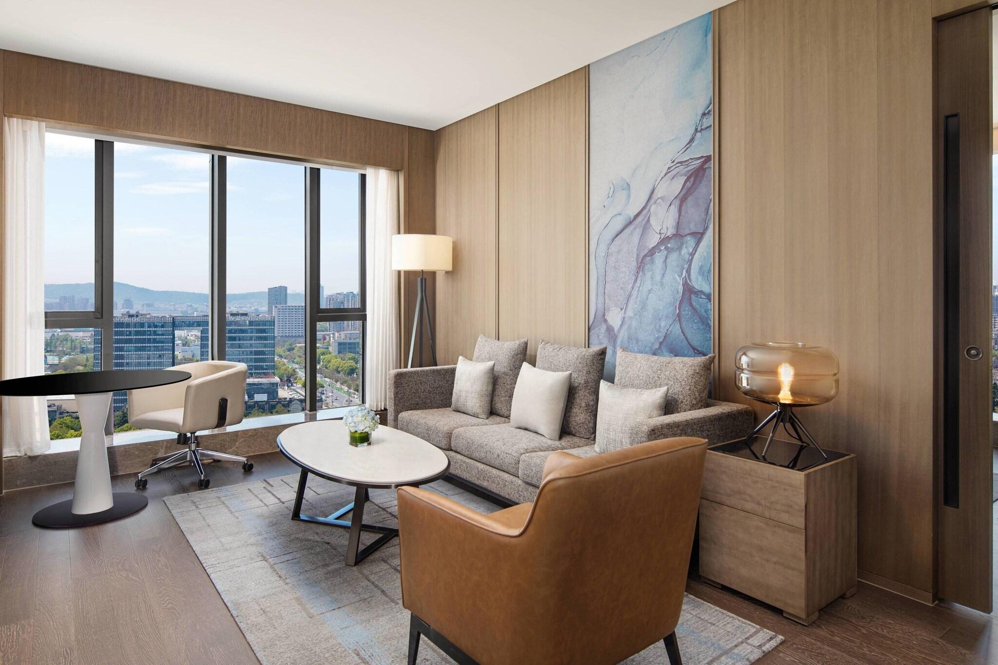 Suite Executive King Bed