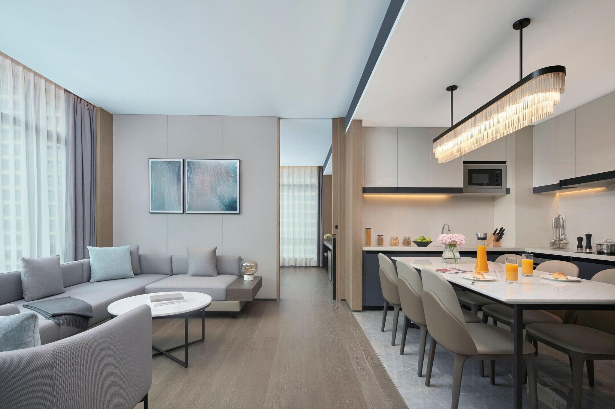 Apartment King Bed Two Bedrooms