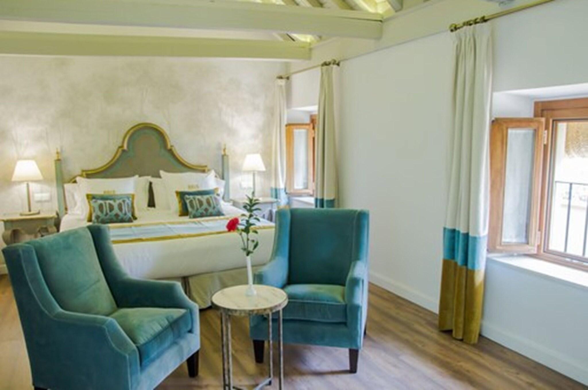 Junior Suite King Size Bed