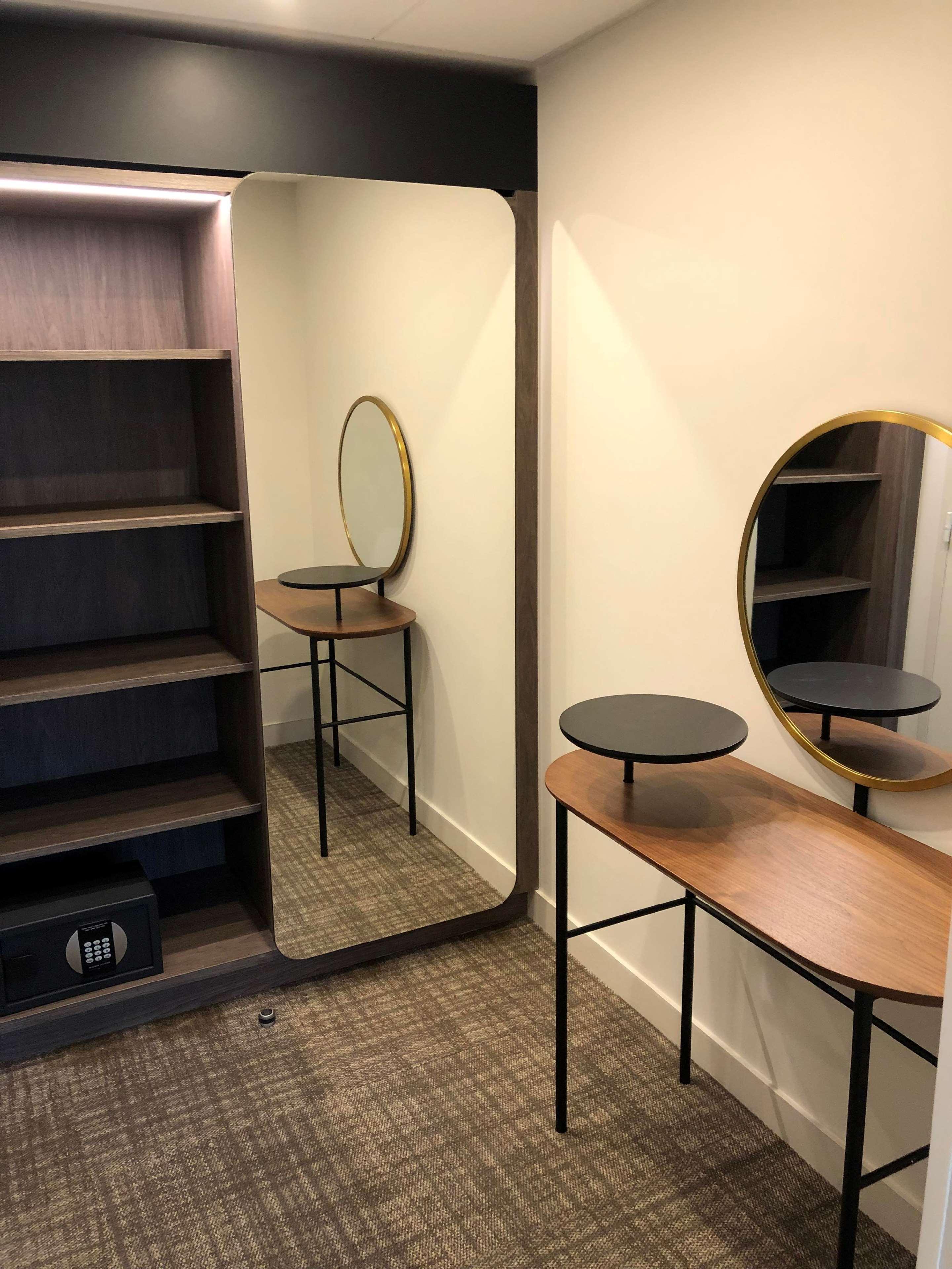 Apartment Queen Size Bed