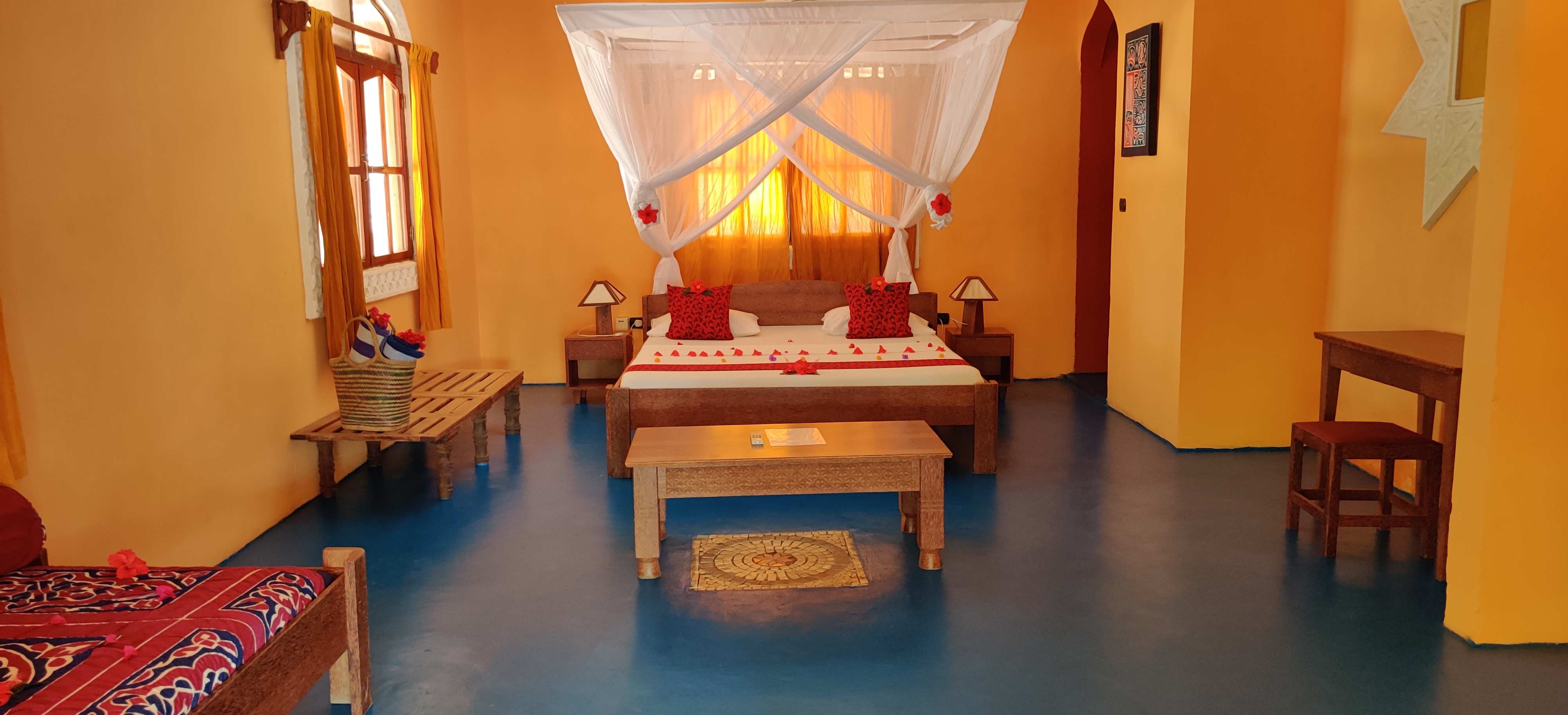 Suite One Bedroom with Air Conditioning