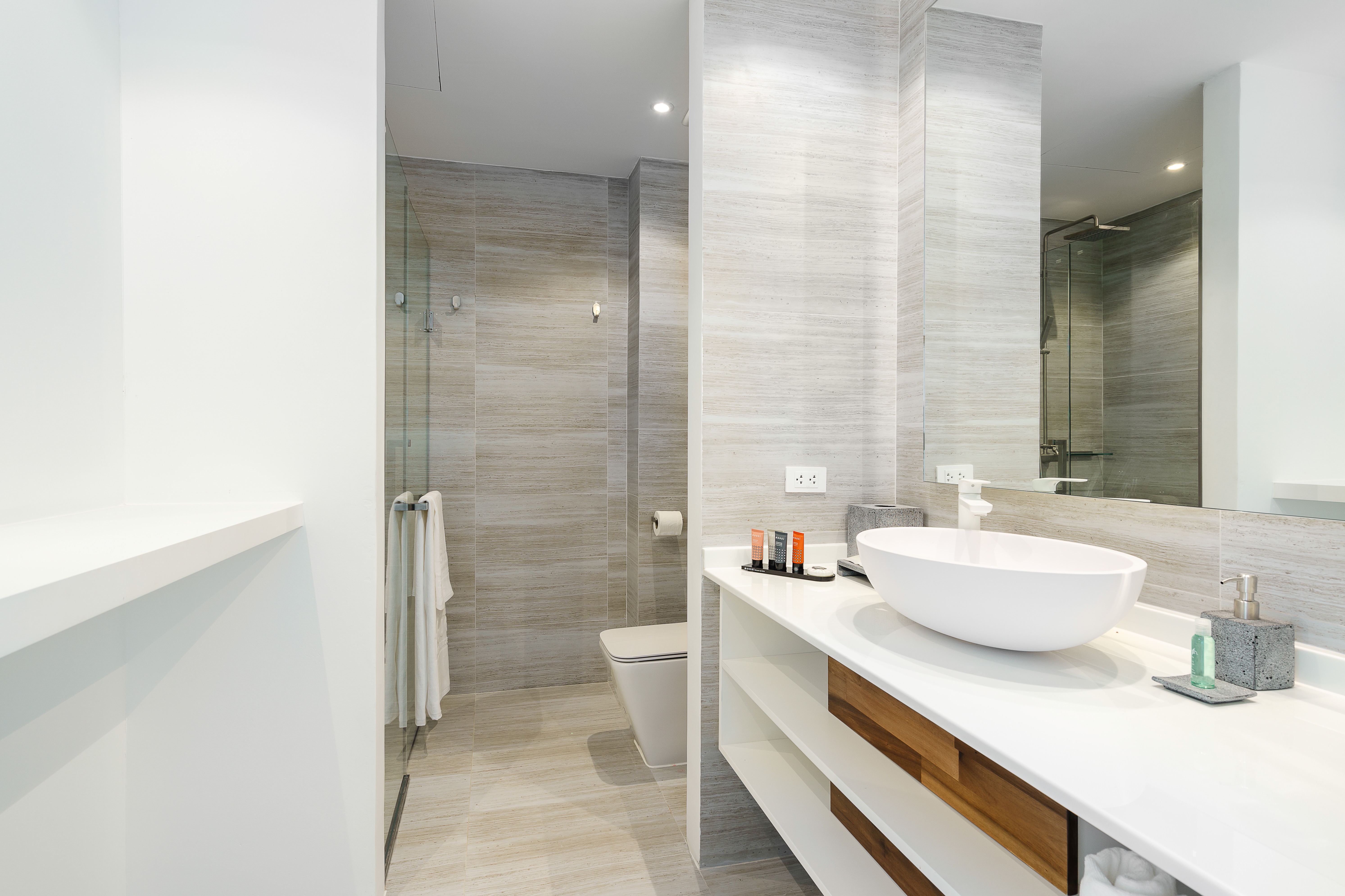 Suite One Bedroom One Bathroom