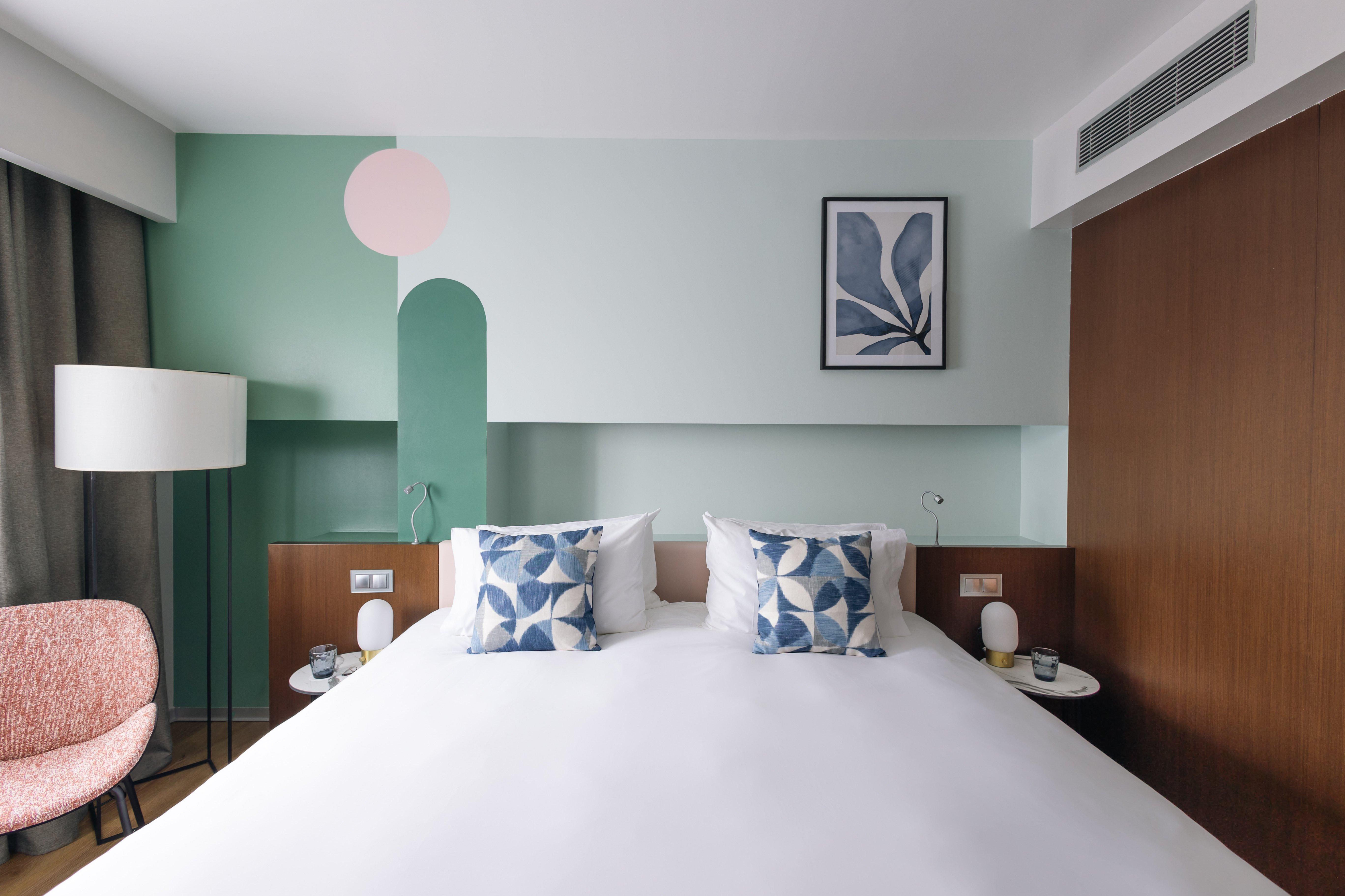 Double Queen Size Bed