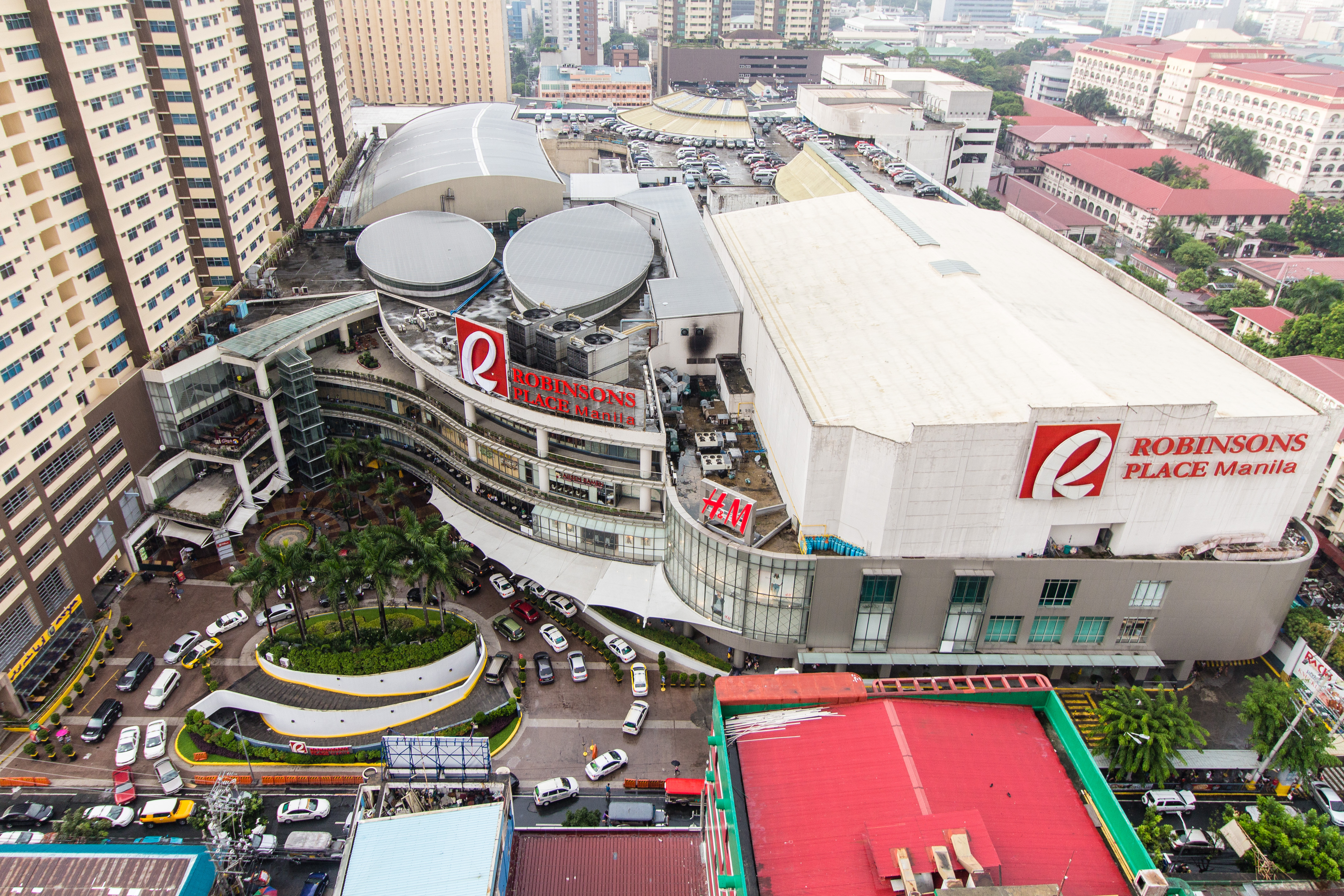 Studio Deluxe Queen Bed