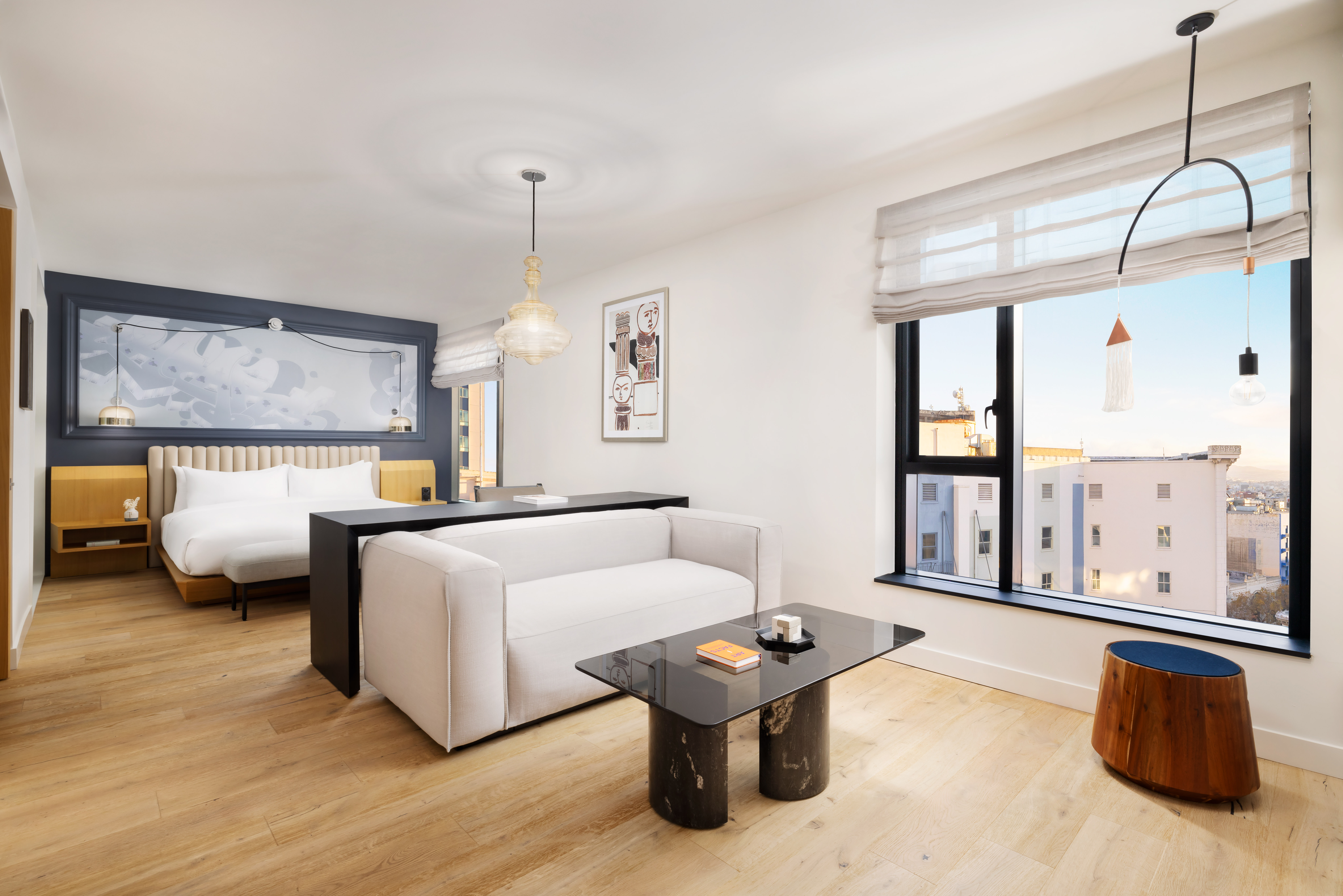 Studio Accessible King Size Bed