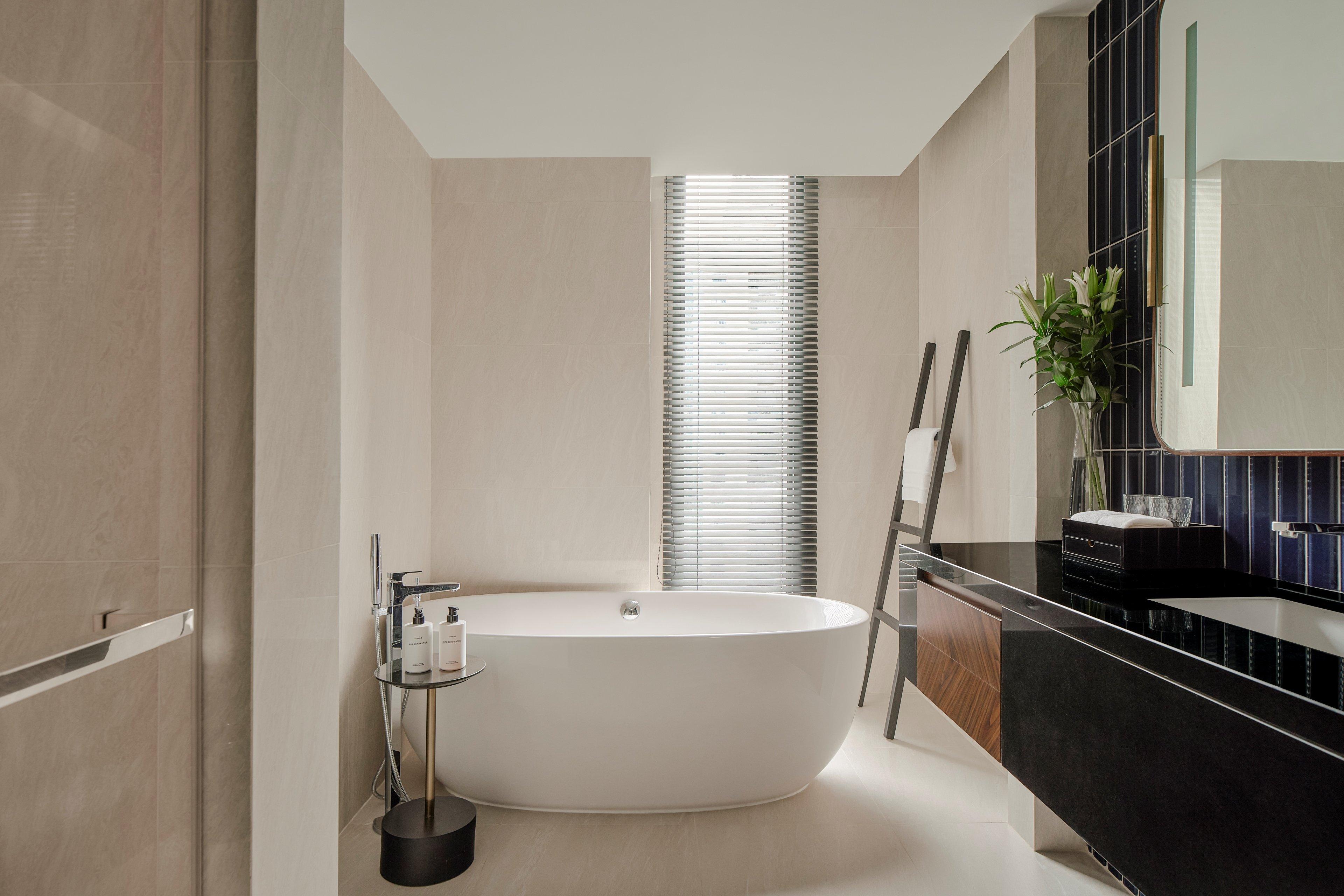 Junior Suite King Size Bed