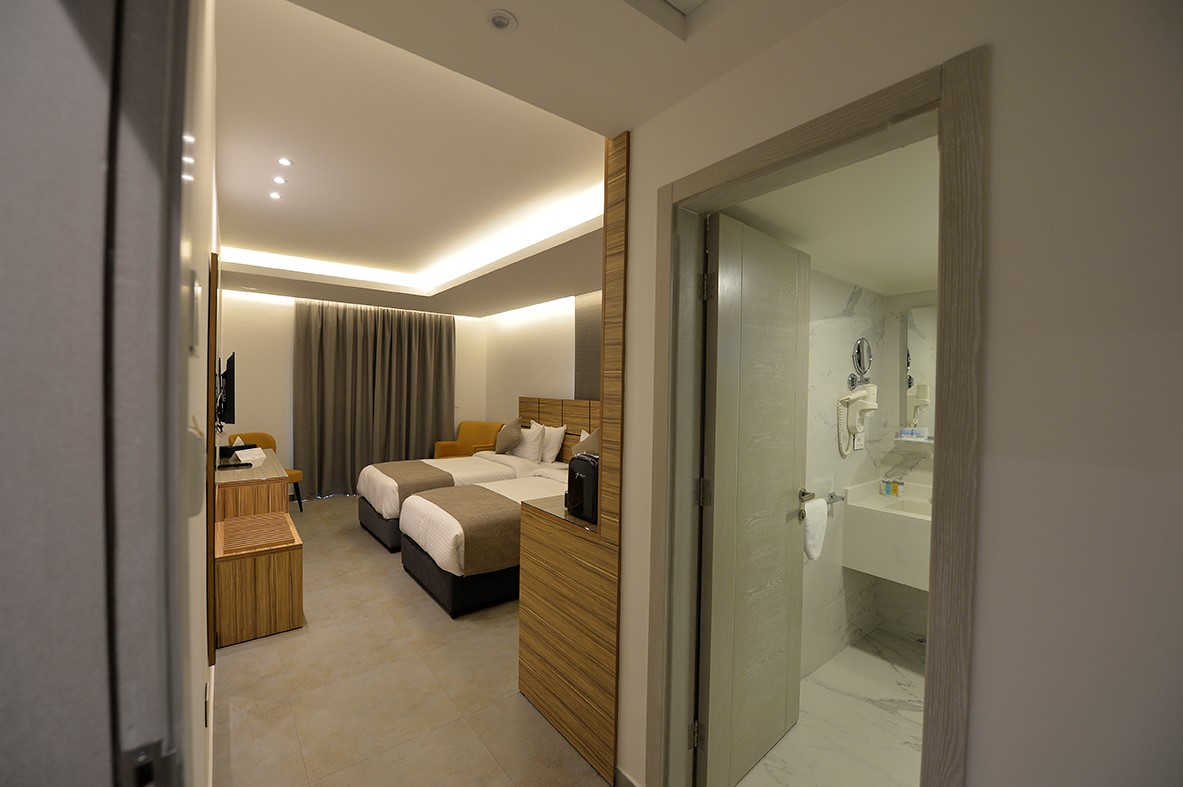 Double or Twin Deluxe