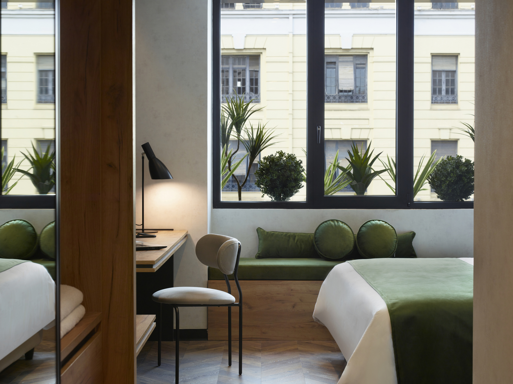 Double or Twin Standard