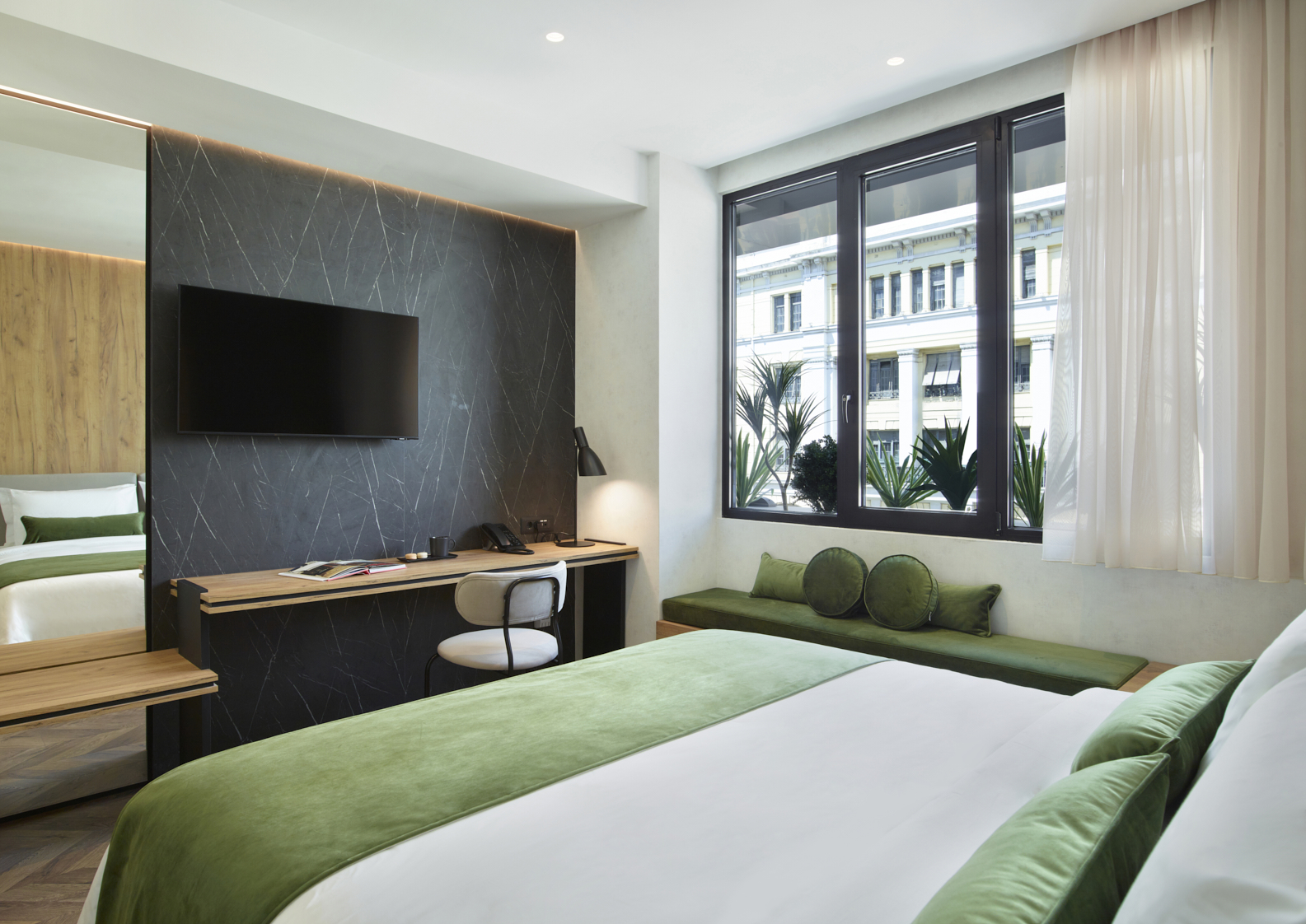 Double or Twin Standard