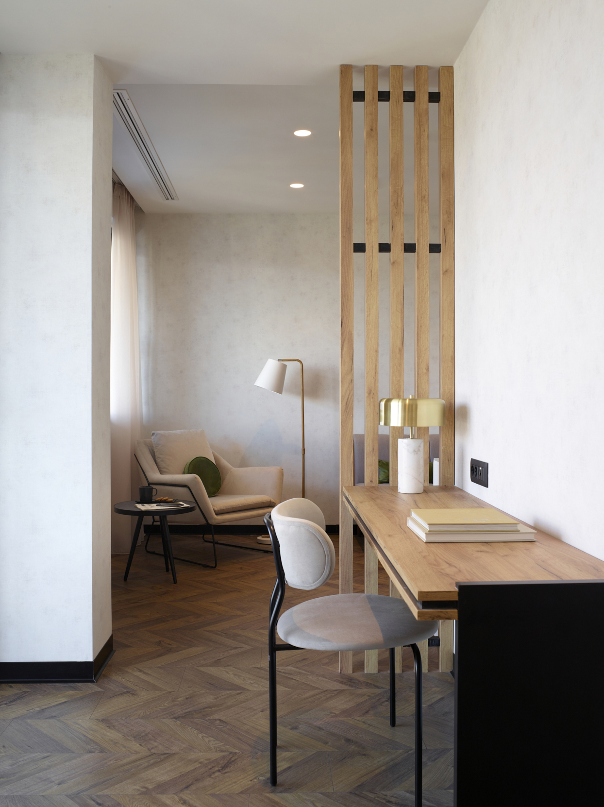 Suite Deluxe City View King Bed